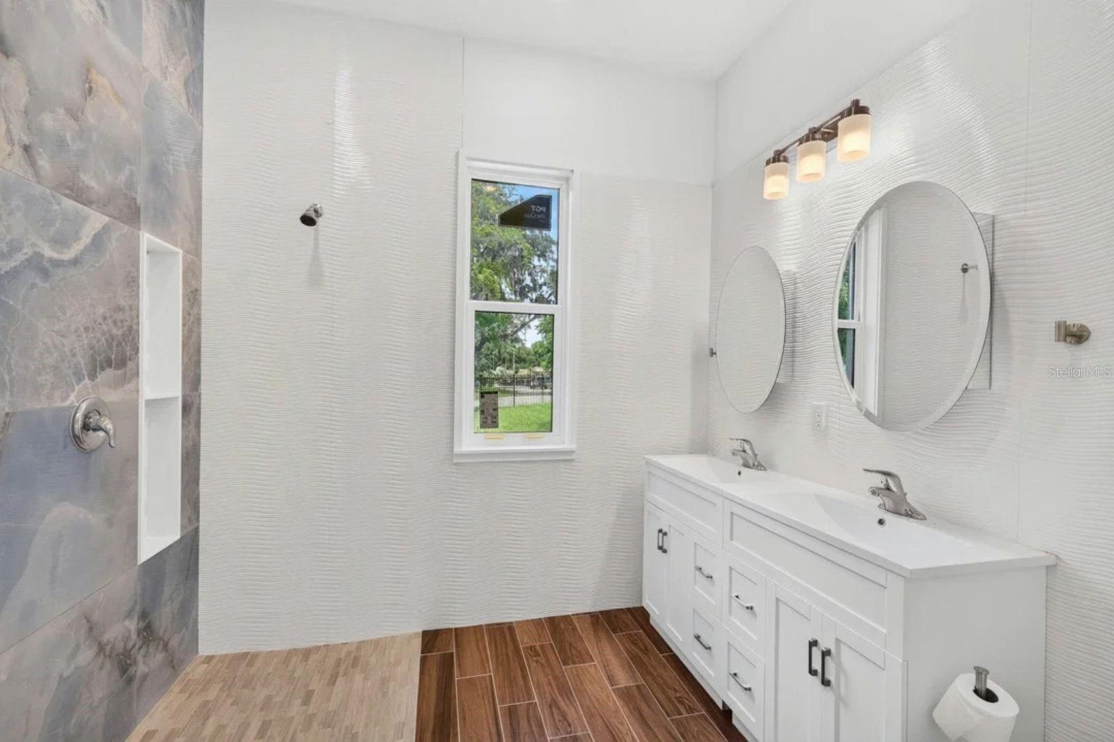 8003 CHANEY LN — photo 29
