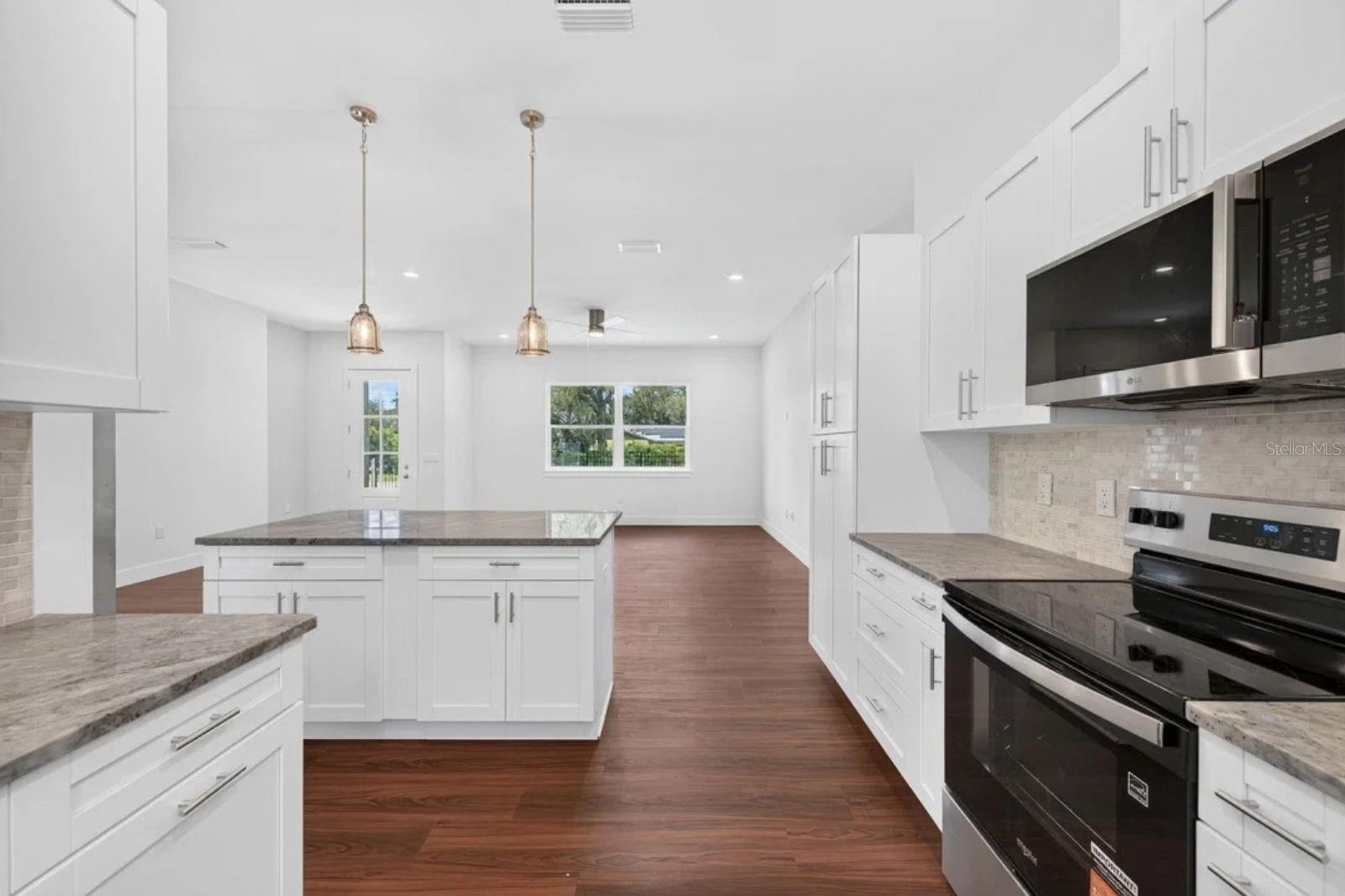 8003 CHANEY LN — photo 15