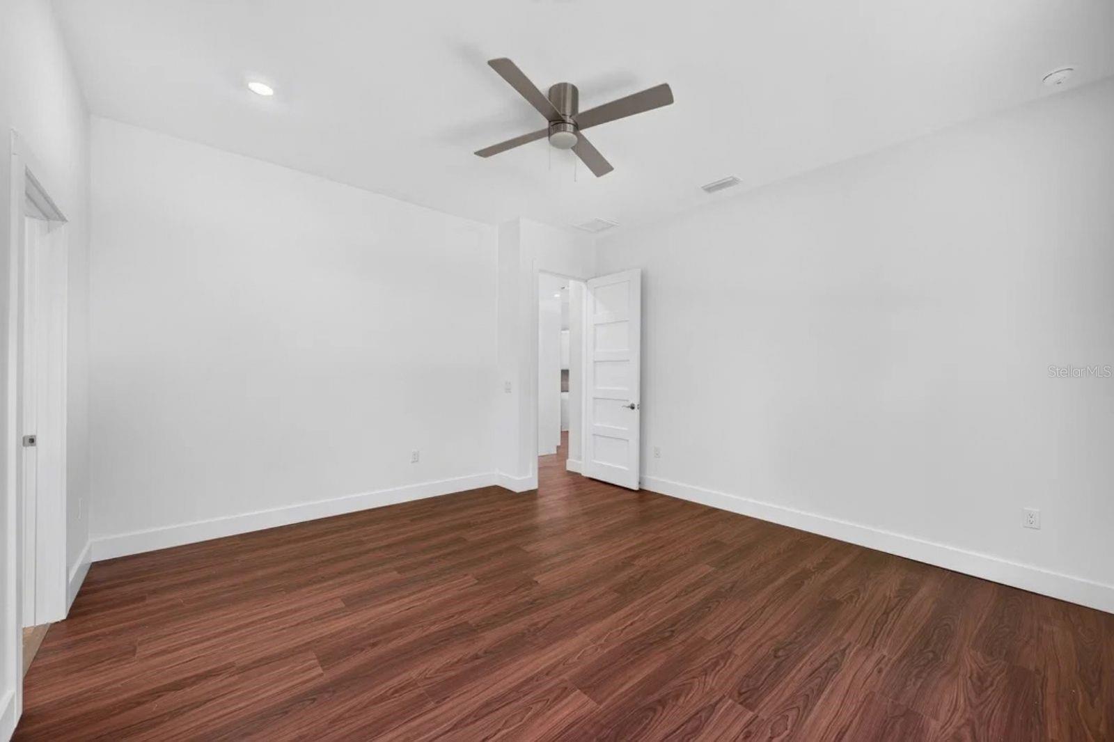 8003 CHANEY LN — photo 23