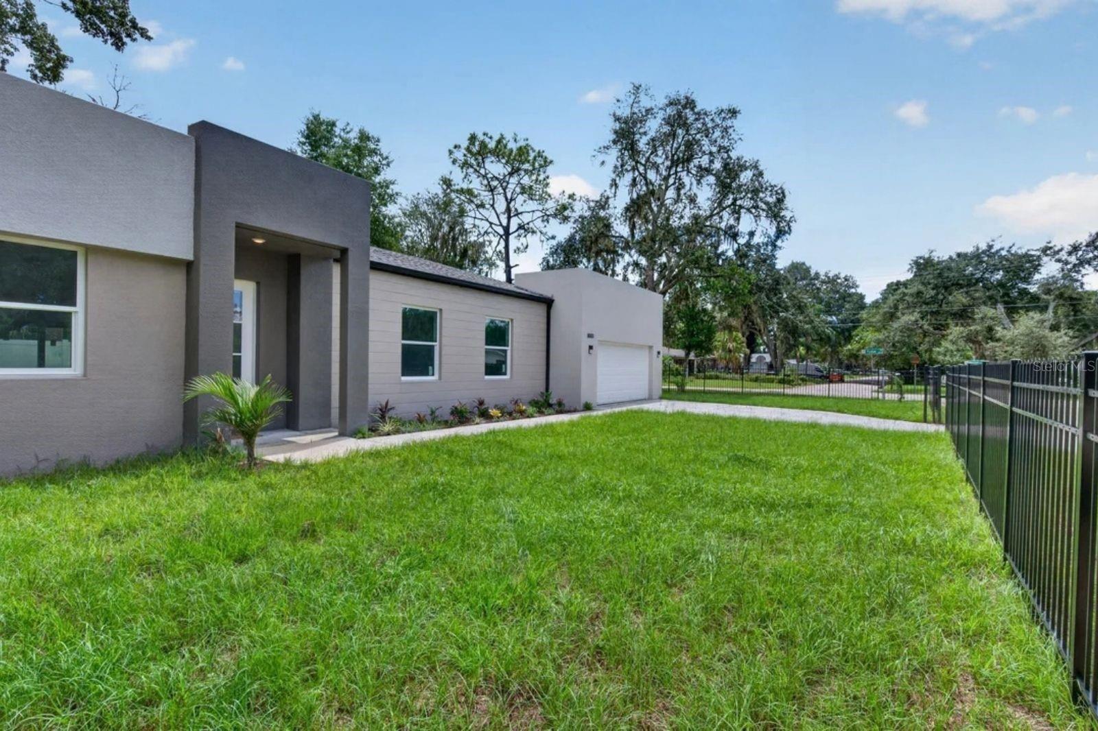 8003 CHANEY LN — photo 44