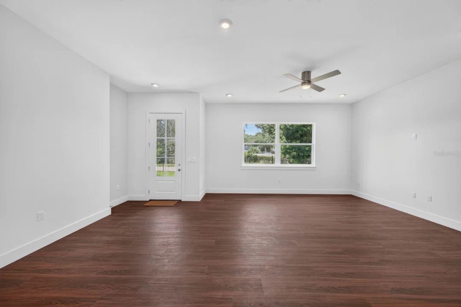 8003 CHANEY LN — photo 6