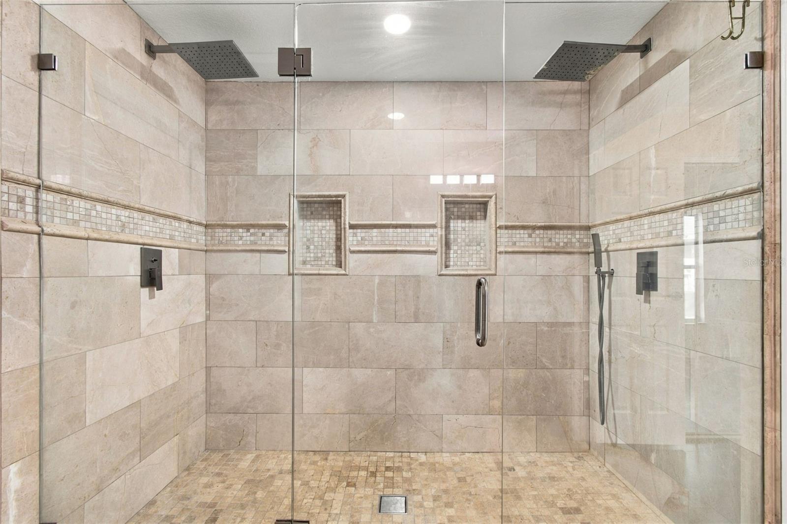 5822 BITTER ORANGE AVE — photo 15