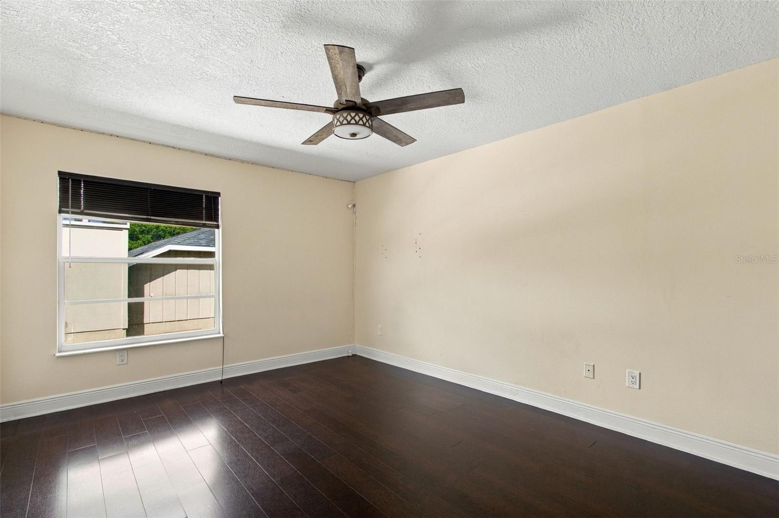 5822 BITTER ORANGE AVE — photo 33