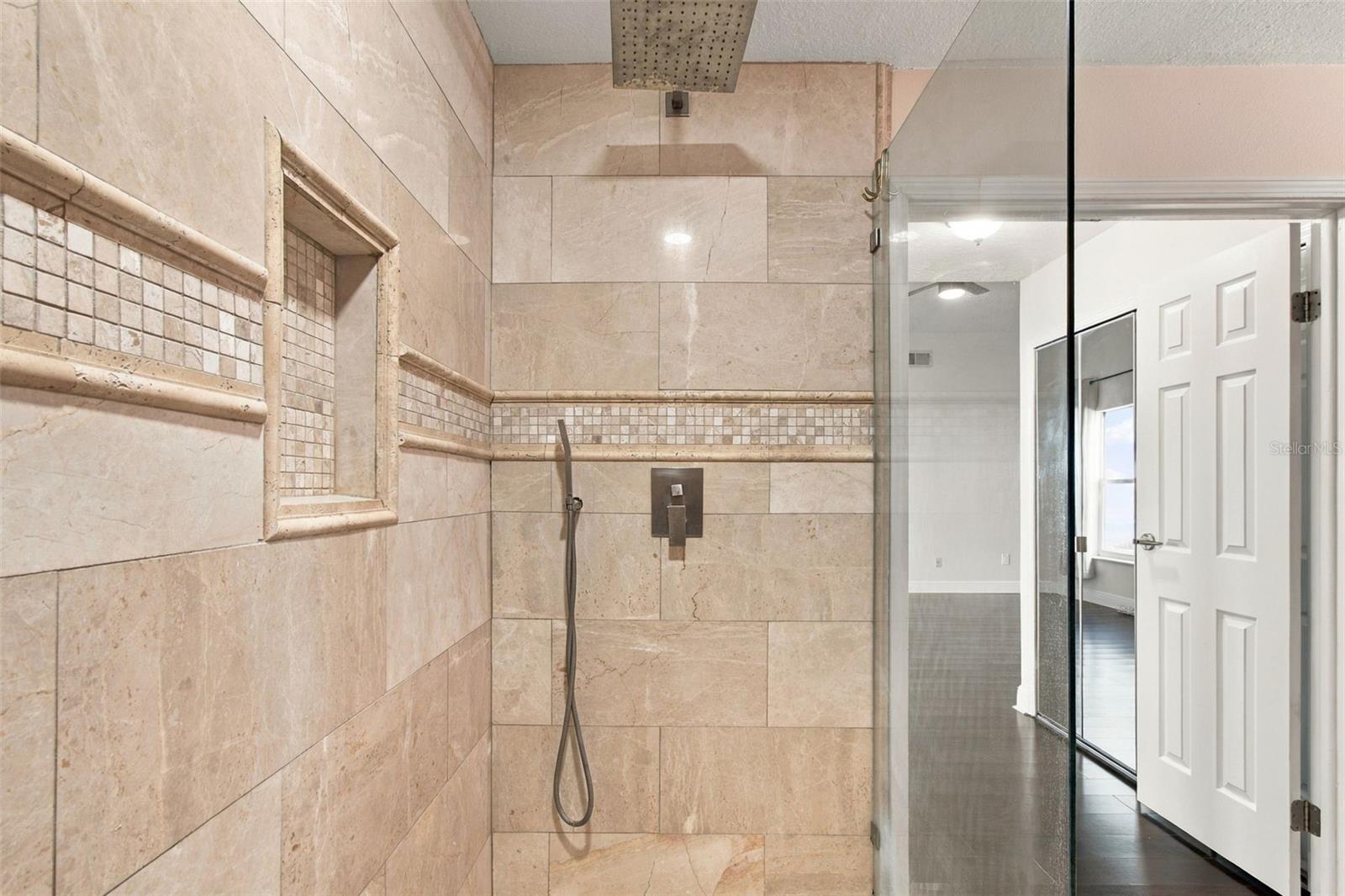 5822 BITTER ORANGE AVE — photo 14