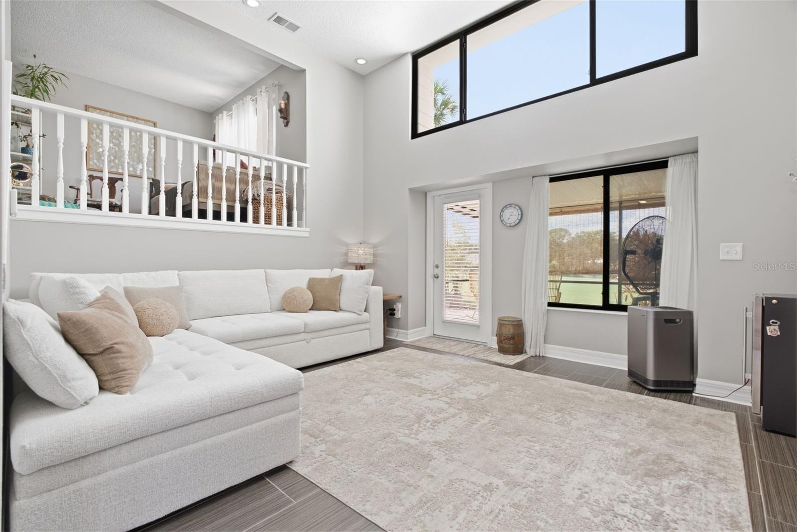 13956 LAKE POINT DR — photo 8