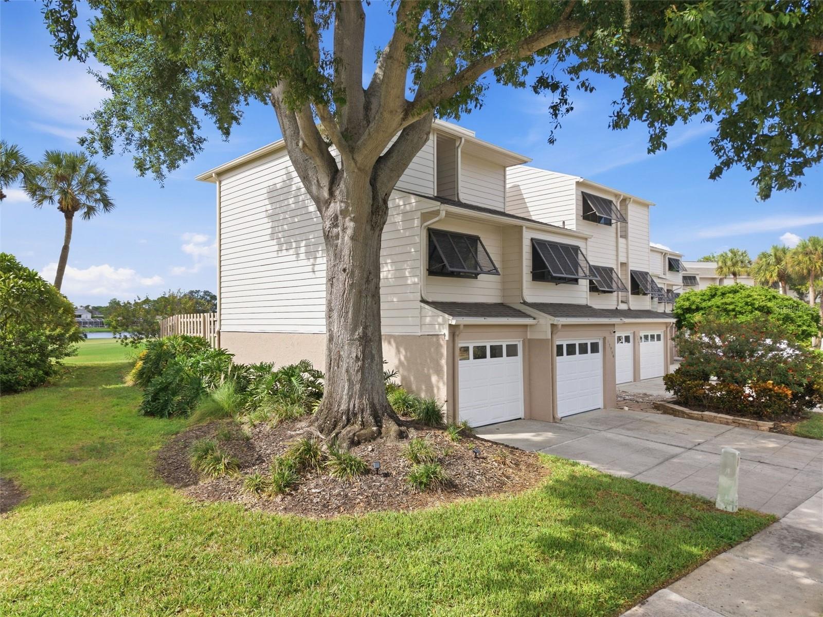 13956 LAKE POINT DR — photo 4