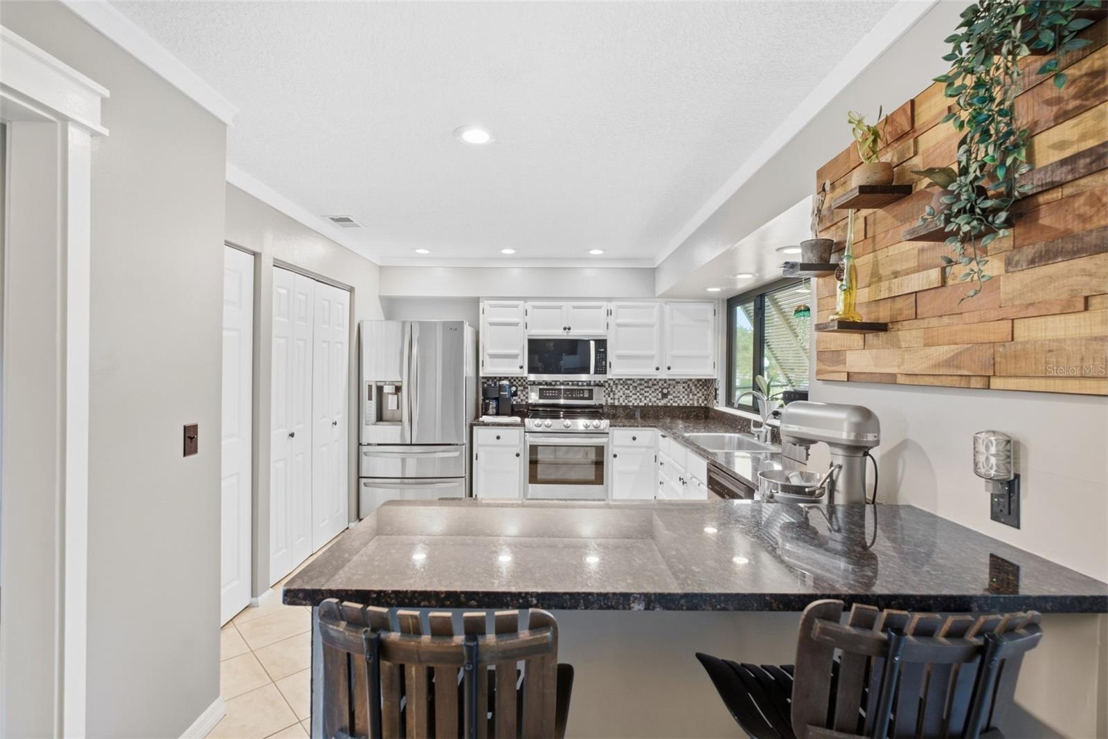 13956 LAKE POINT DR — photo 25