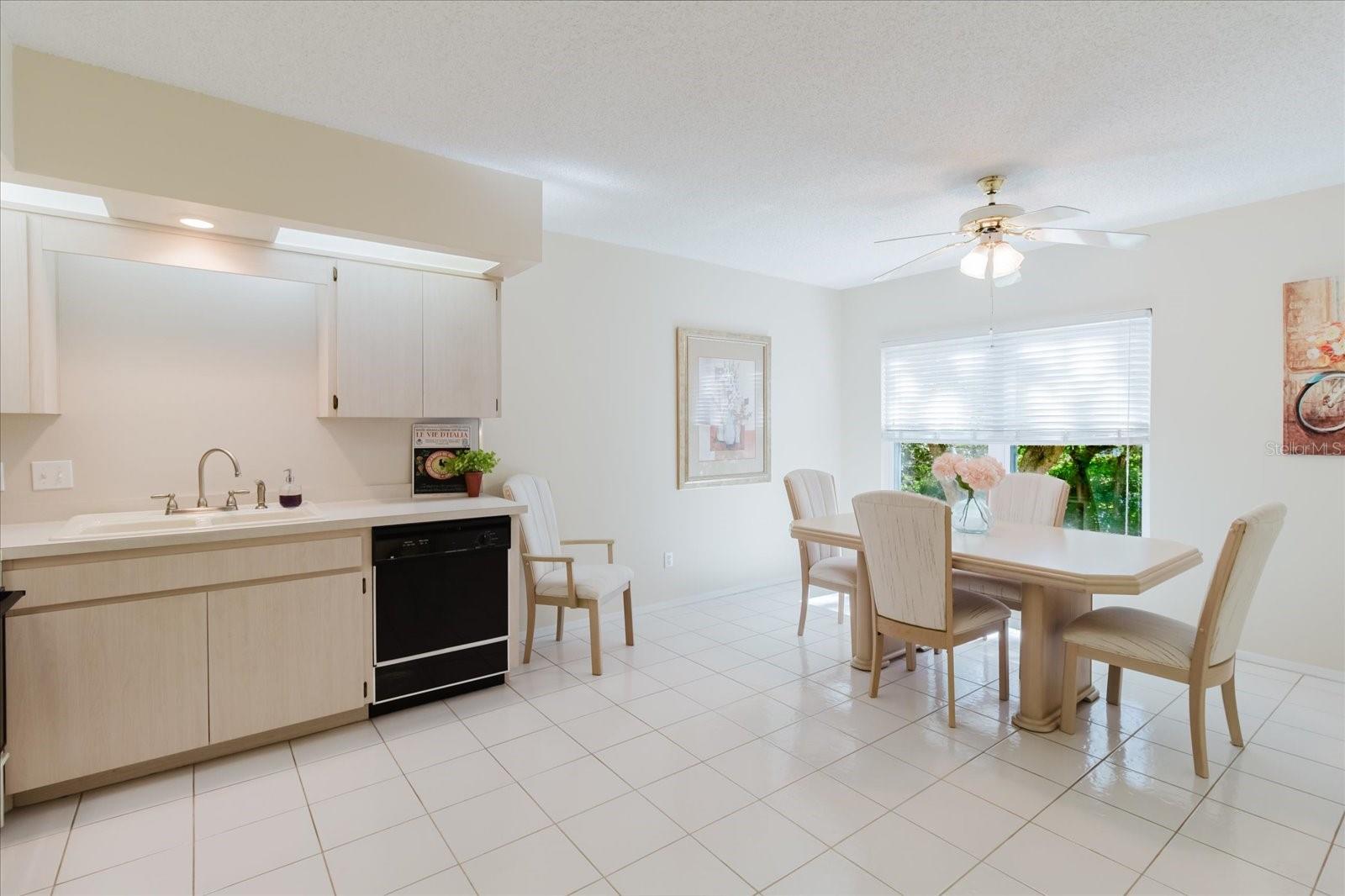 2209 UTOPIAN DR E #207 — photo 10