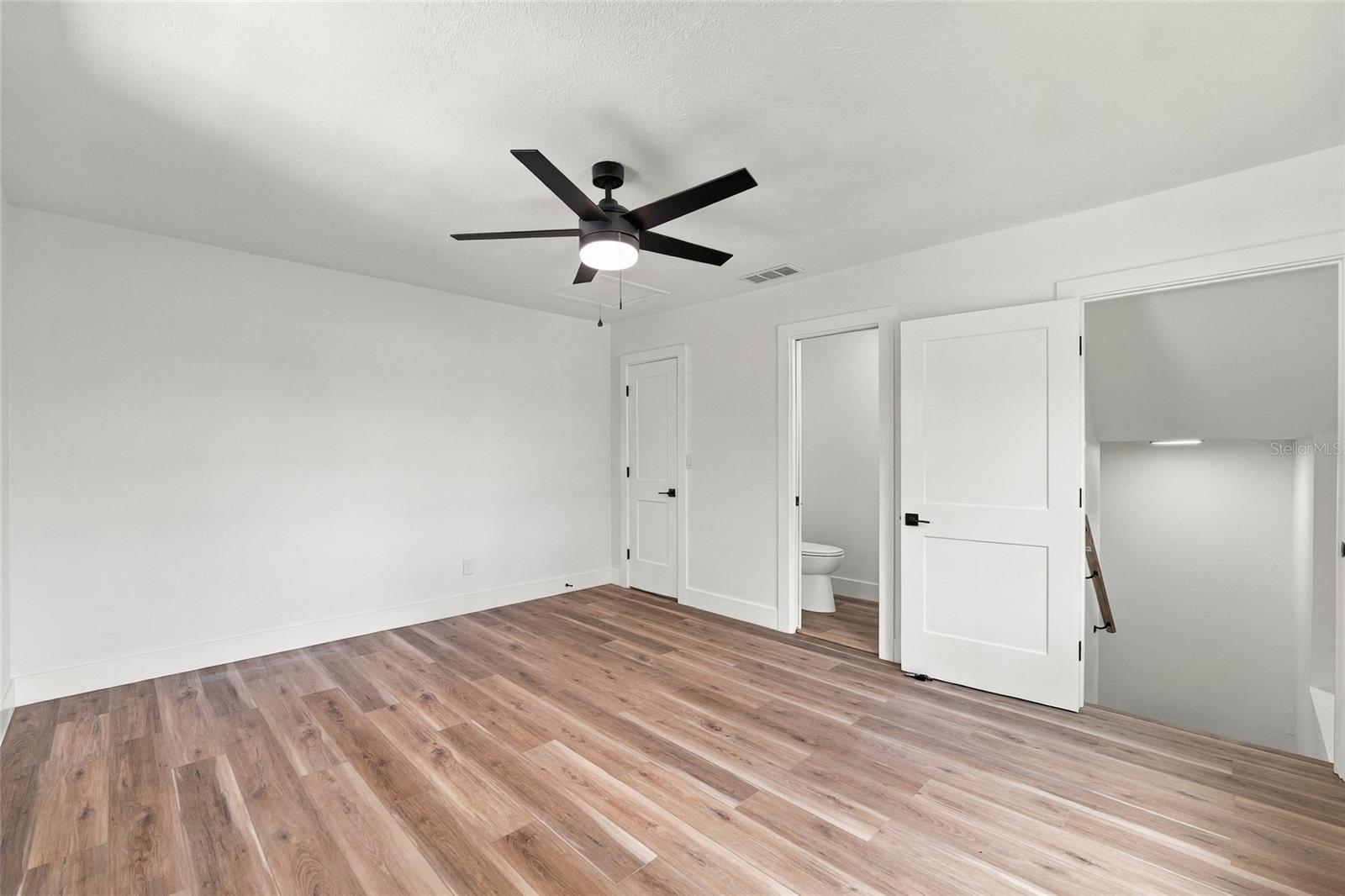 5413 BERNADETTE DR — photo 40