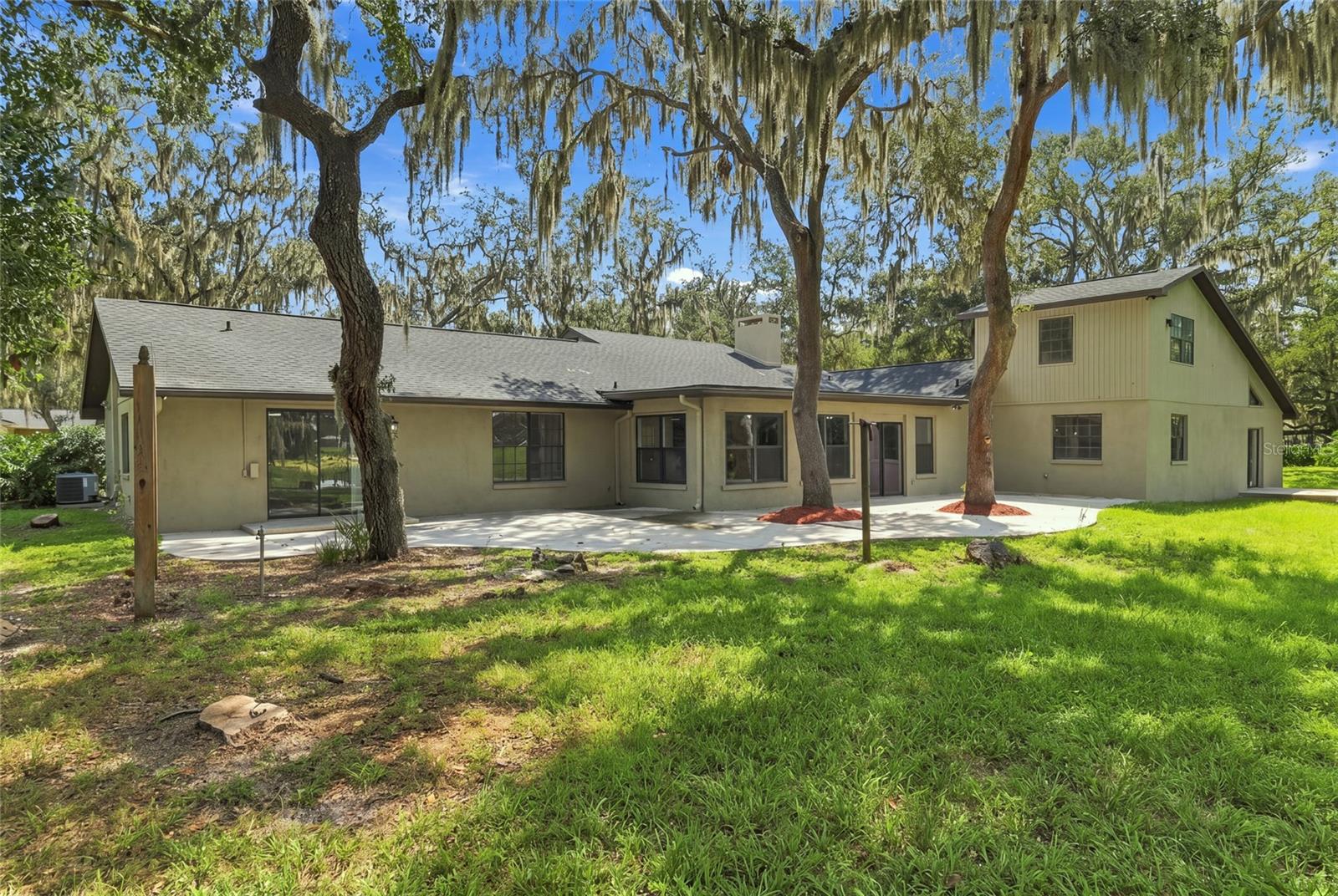 5413 BERNADETTE DR — photo 47