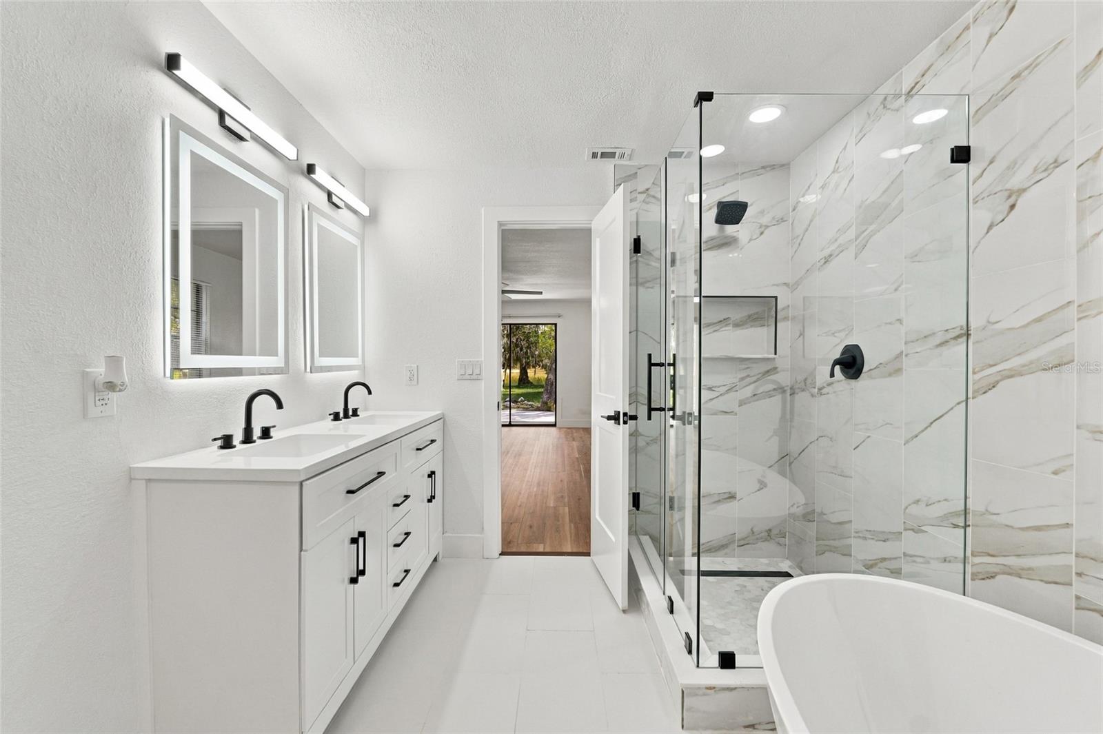 5413 BERNADETTE DR — photo 22