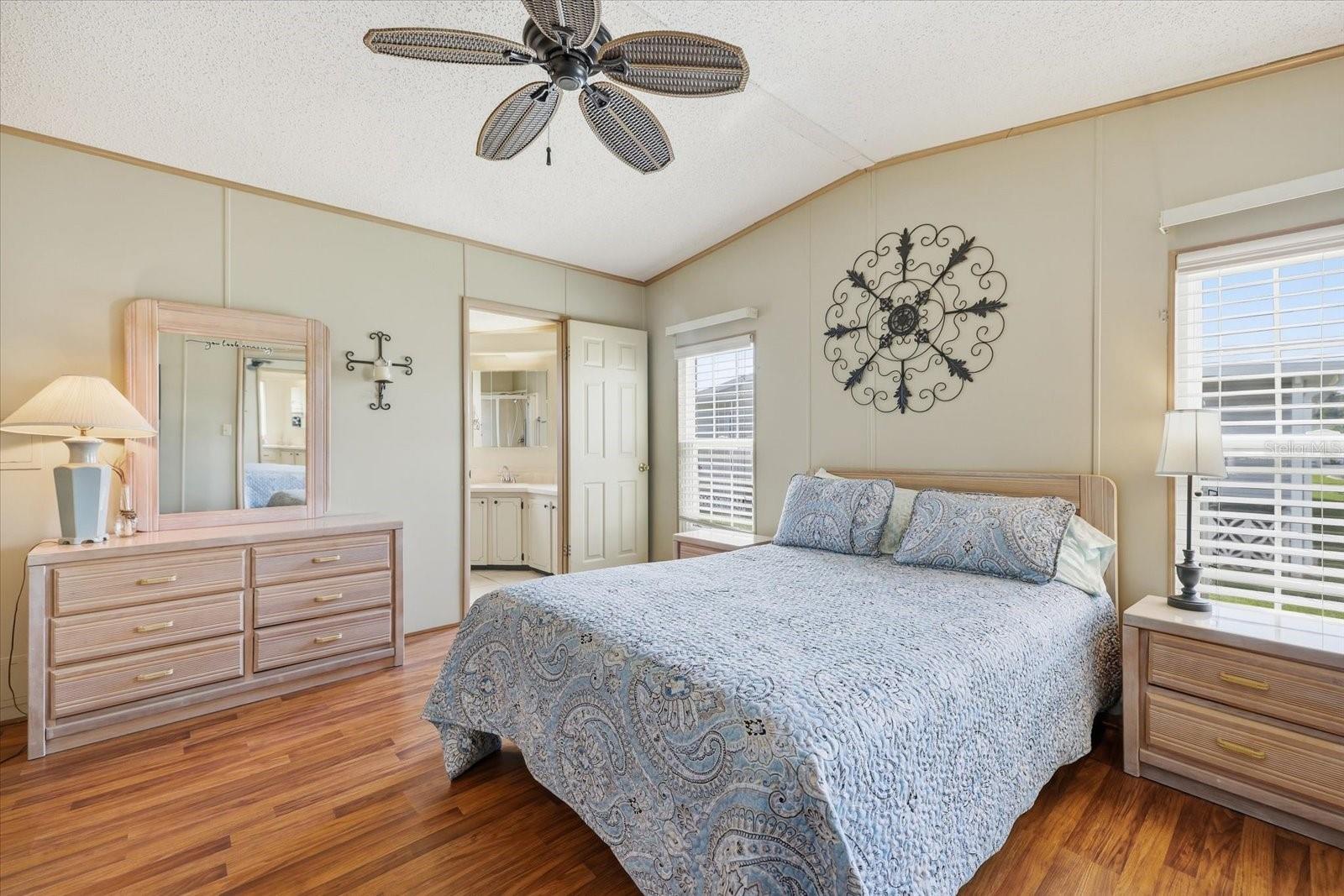 609 IGLESIA DR — photo 11