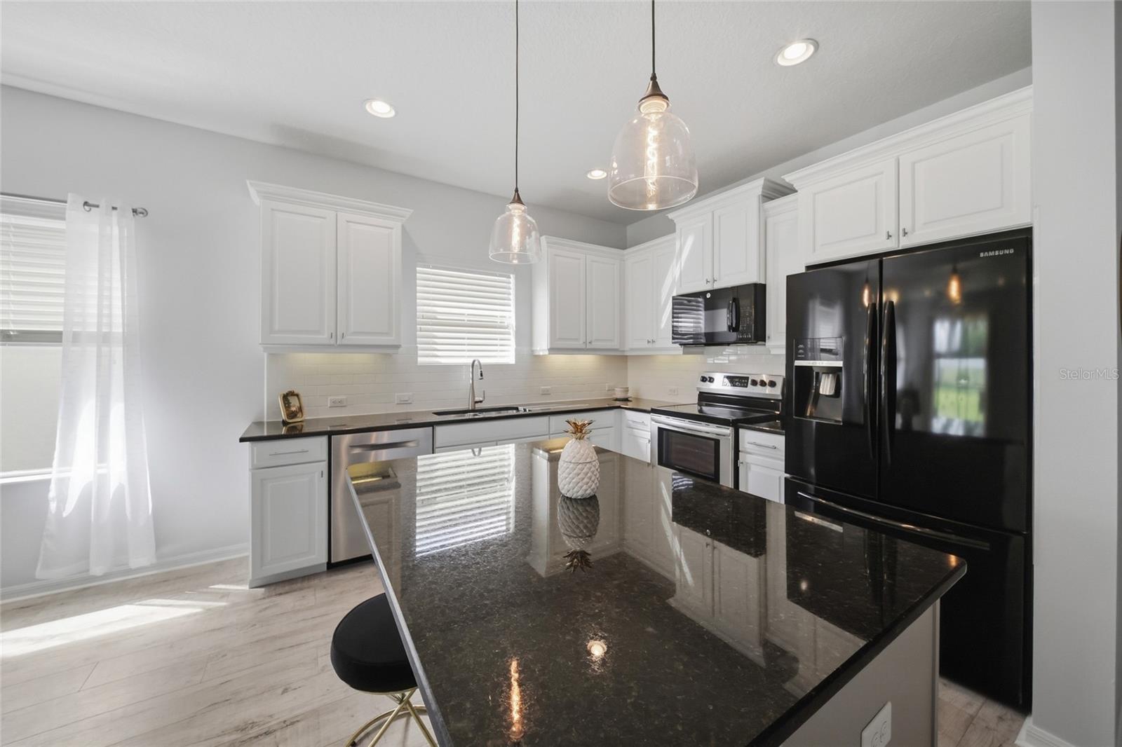 1538 WESTOVER AVENUE — photo 8