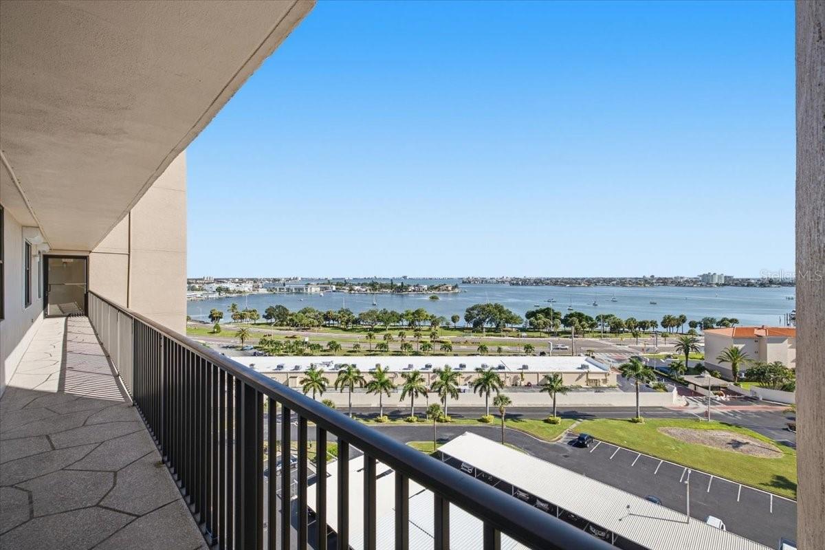 7300 SUN ISLAND DR S #1104 — photo 29