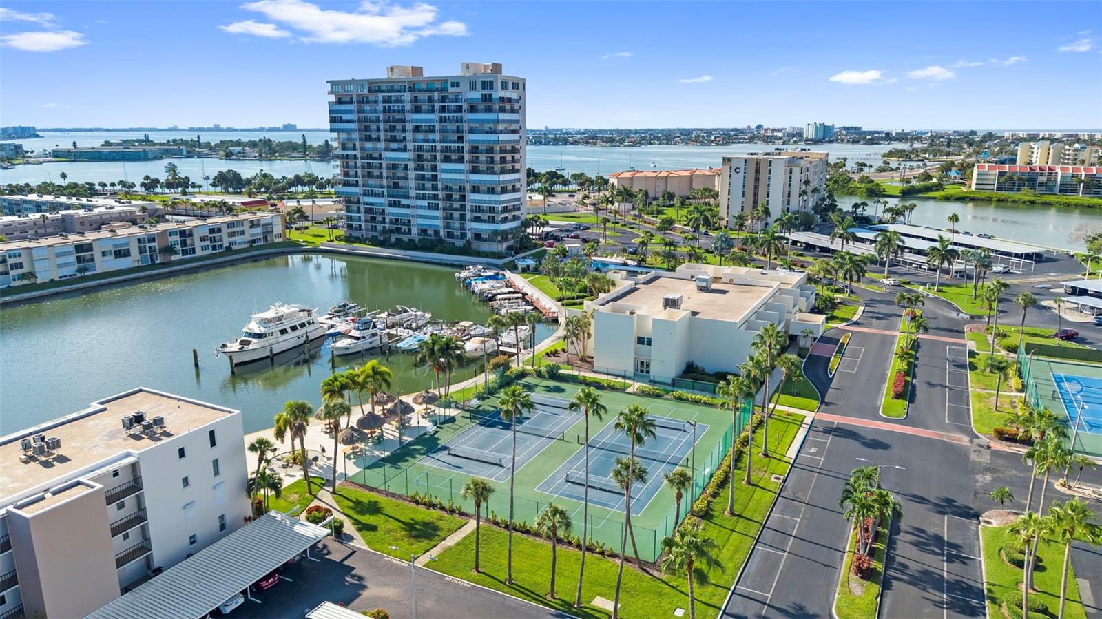 7300 SUN ISLAND DR S #1104 — photo 39