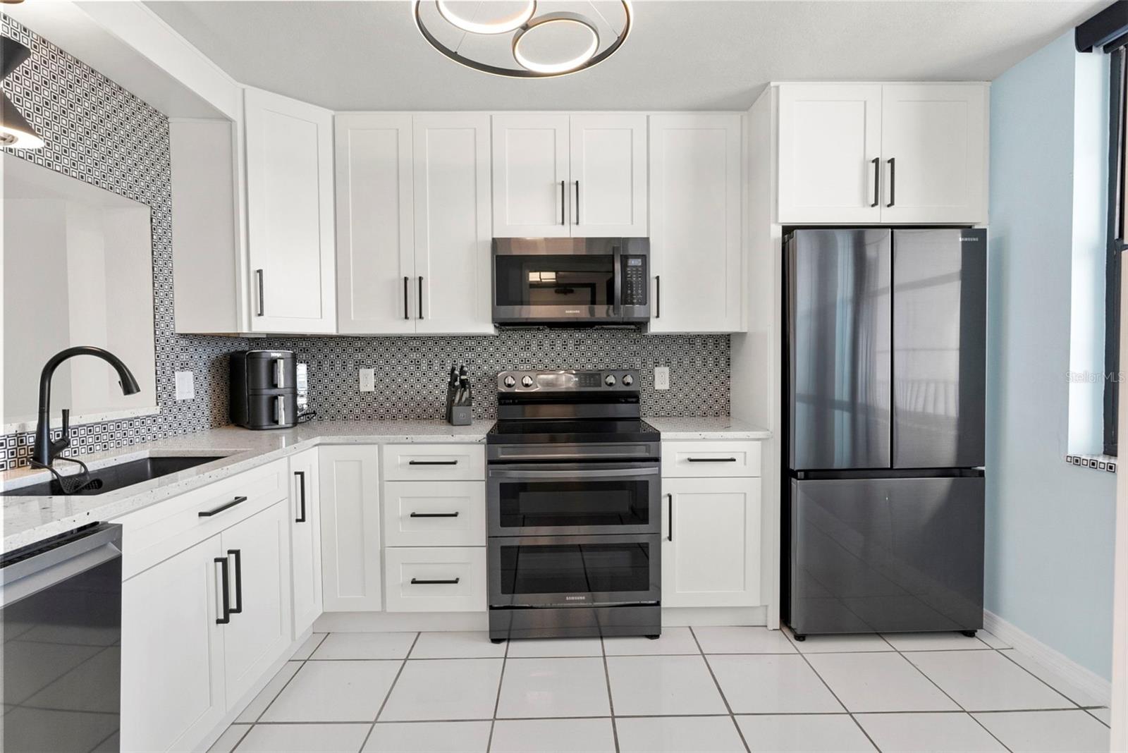 7300 SUN ISLAND DR S #1104 — photo 9