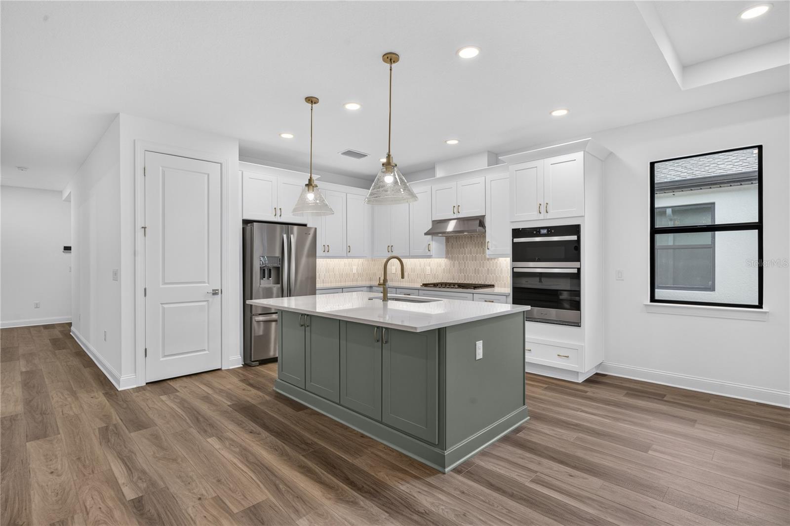 5888 WINDBREAK CT — photo 9