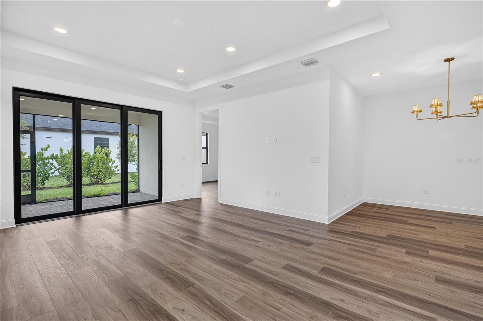 5888 WINDBREAK CT — photo 5