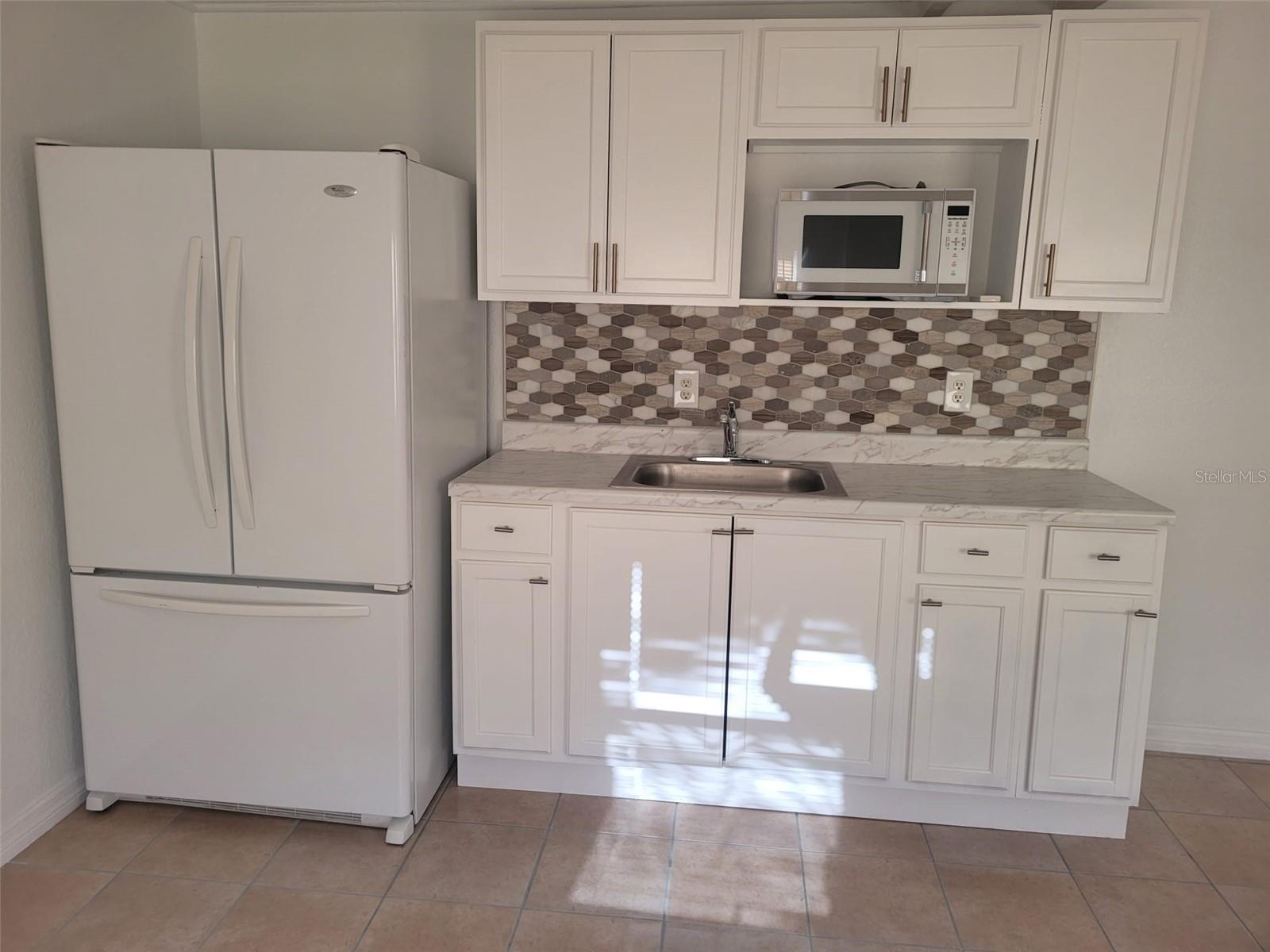 2108 RIDGEMORE DR — photo 3