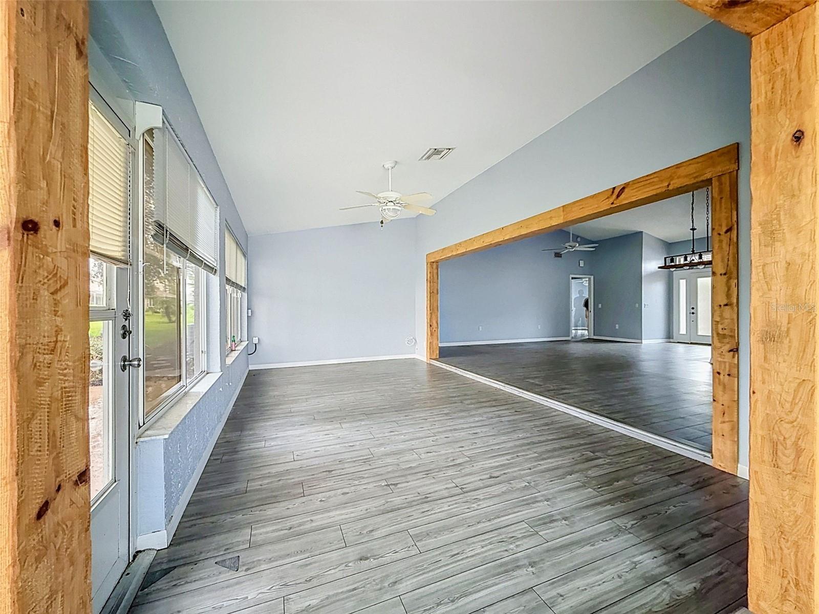 18709 SUMMERSONG DR — photo 48