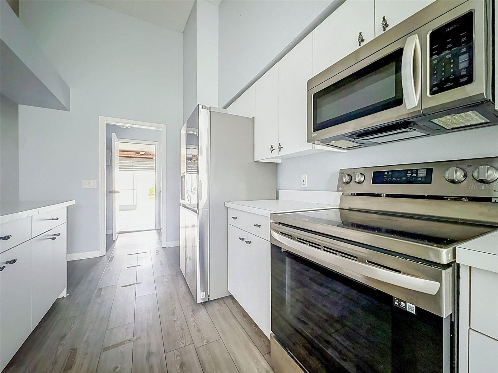 18709 SUMMERSONG DR — photo 47