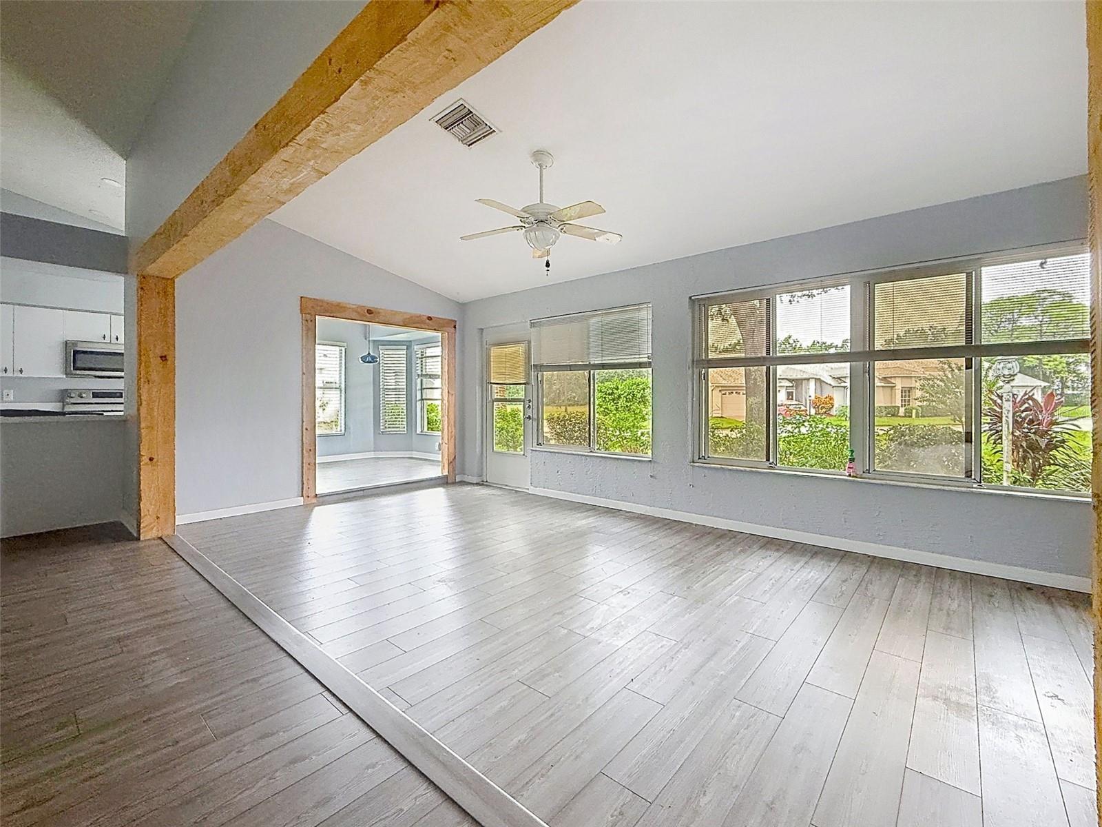 18709 SUMMERSONG DR — photo 17