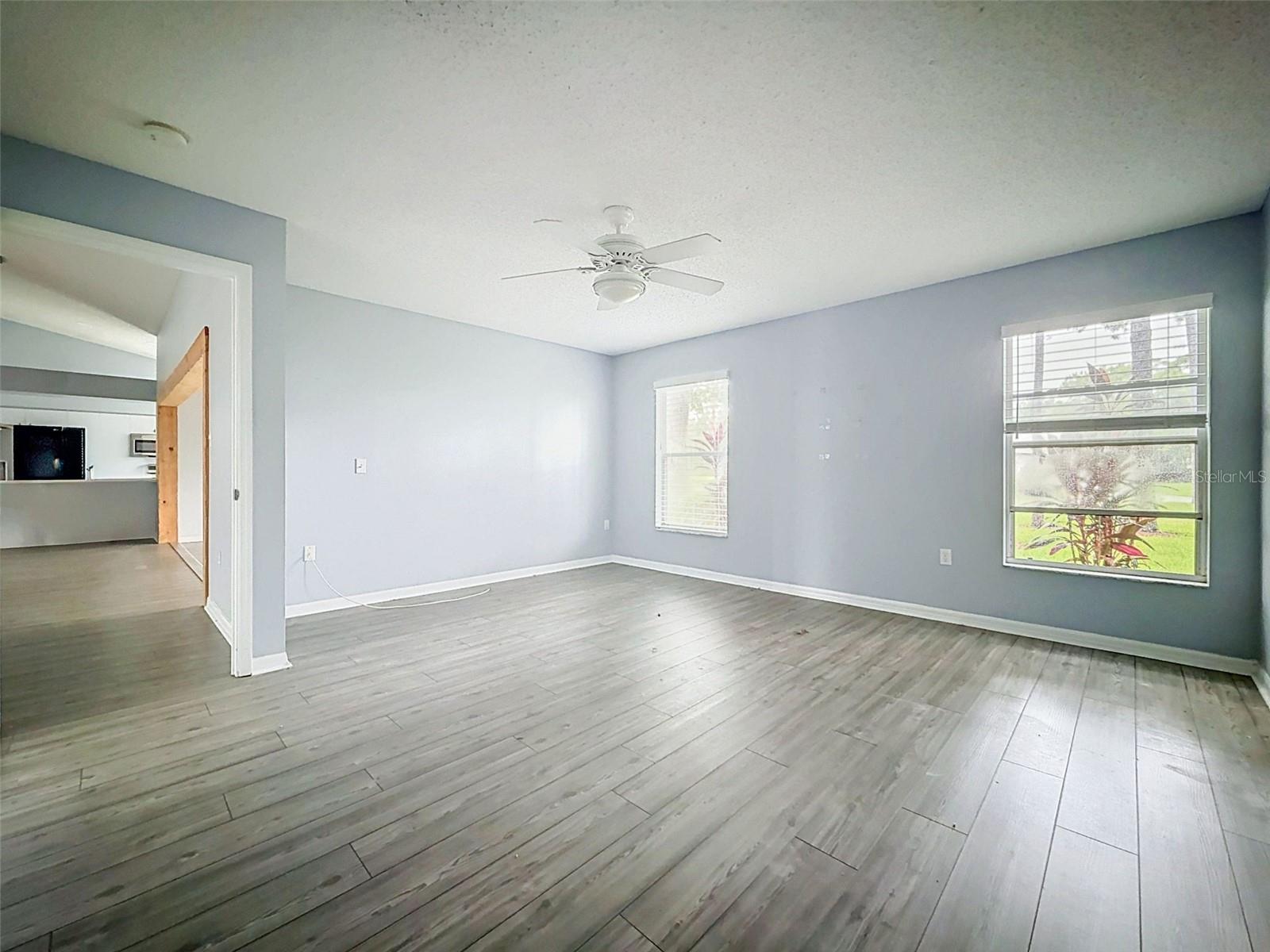 18709 SUMMERSONG DR — photo 21
