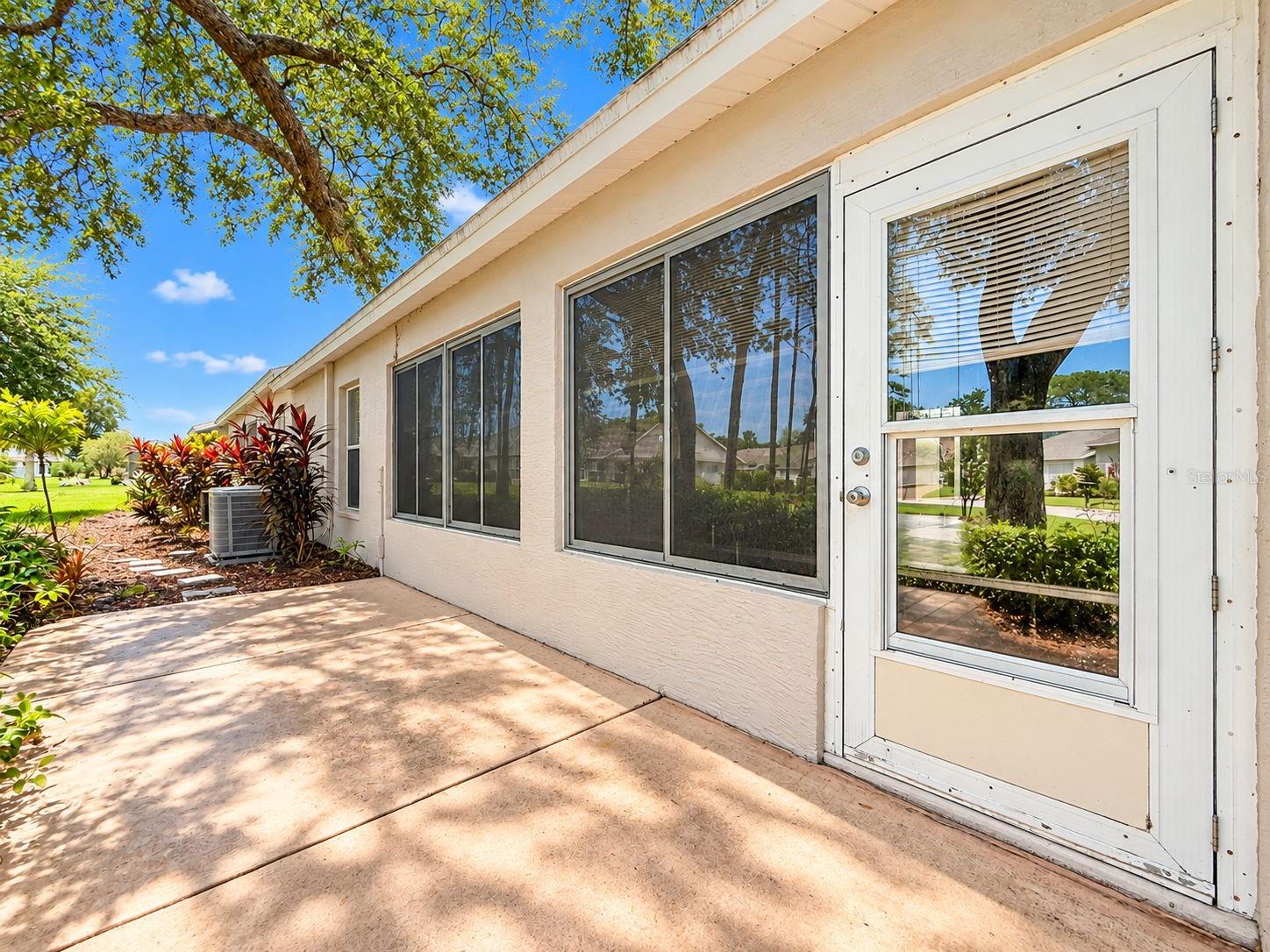18709 SUMMERSONG DR — photo 32