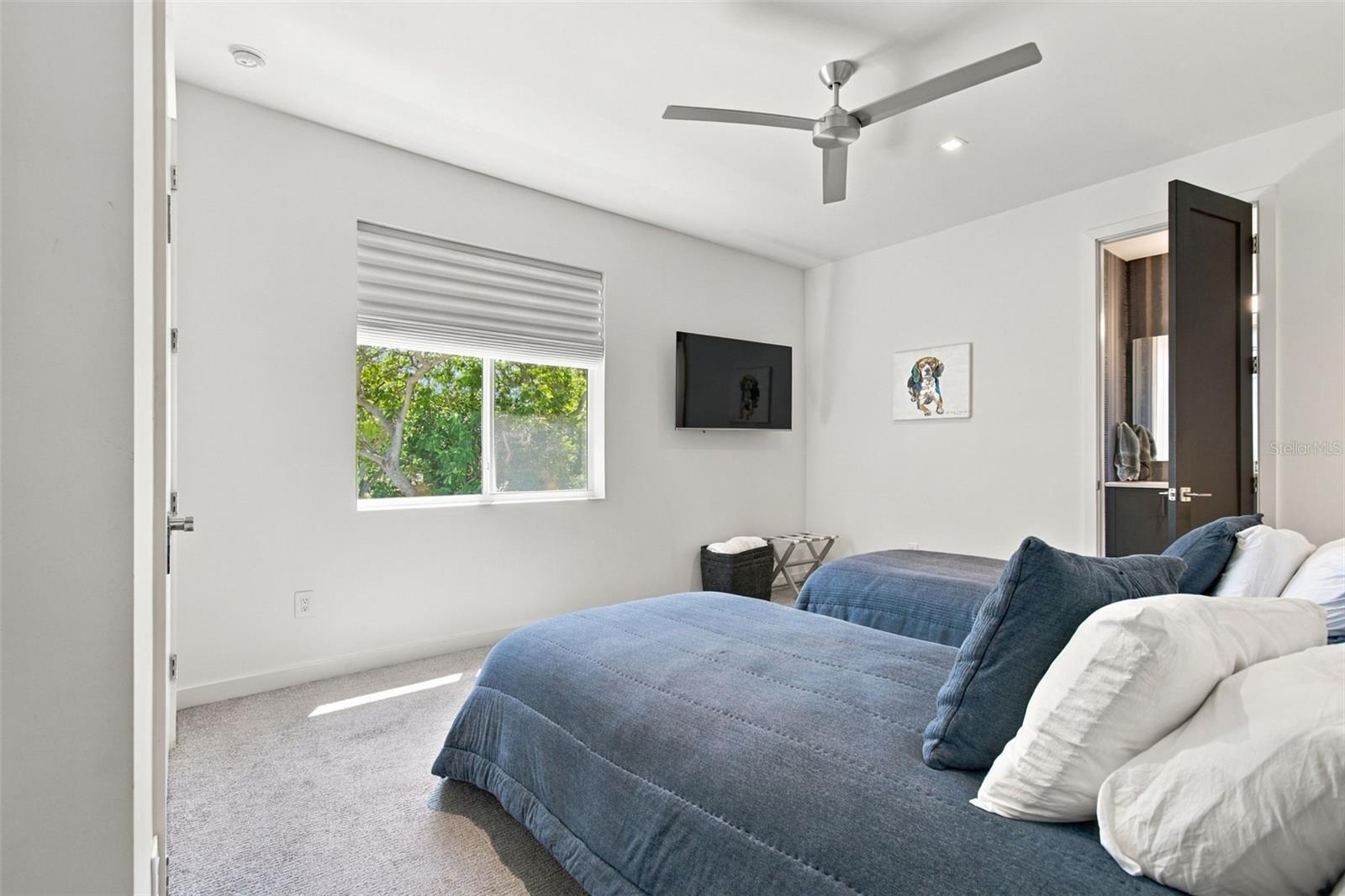 4440 POMPANO DR SE — photo 47