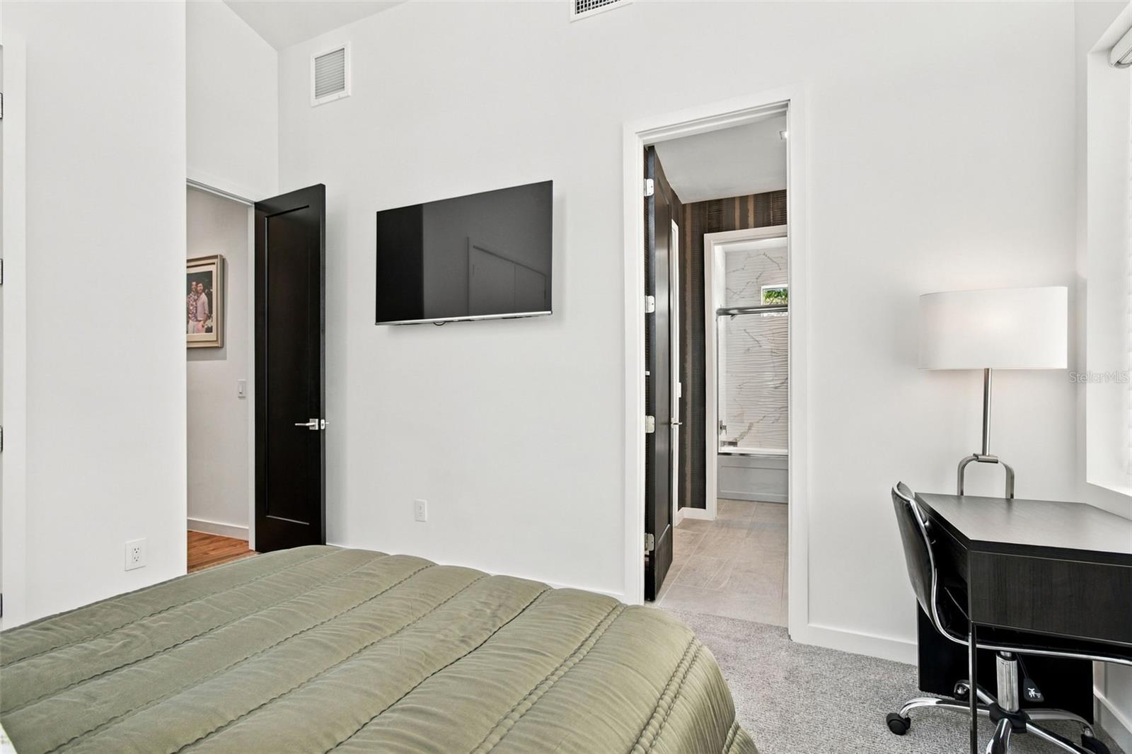 4440 POMPANO DR SE — photo 56
