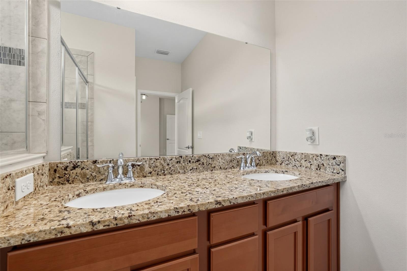 12211 BLUE PACIFIC DR — photo 13