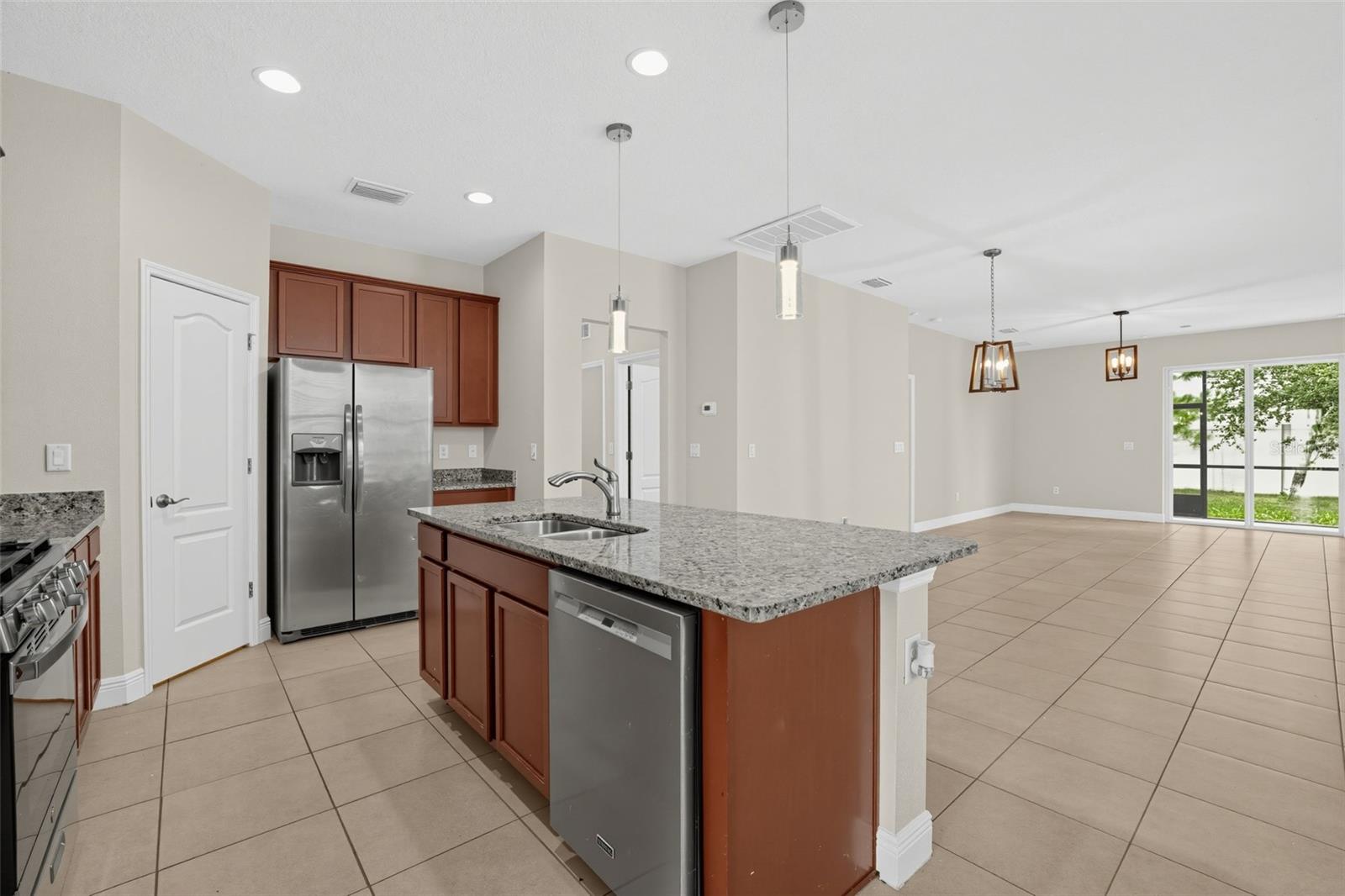 12211 BLUE PACIFIC DR — photo 5