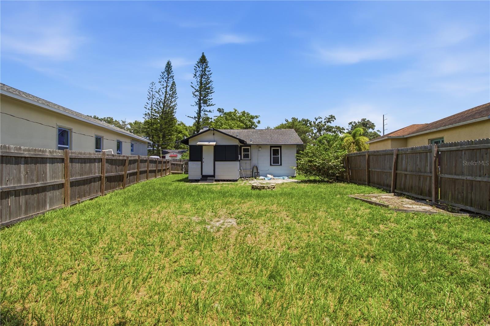 5552 CRISSMAN DR N — photo 29