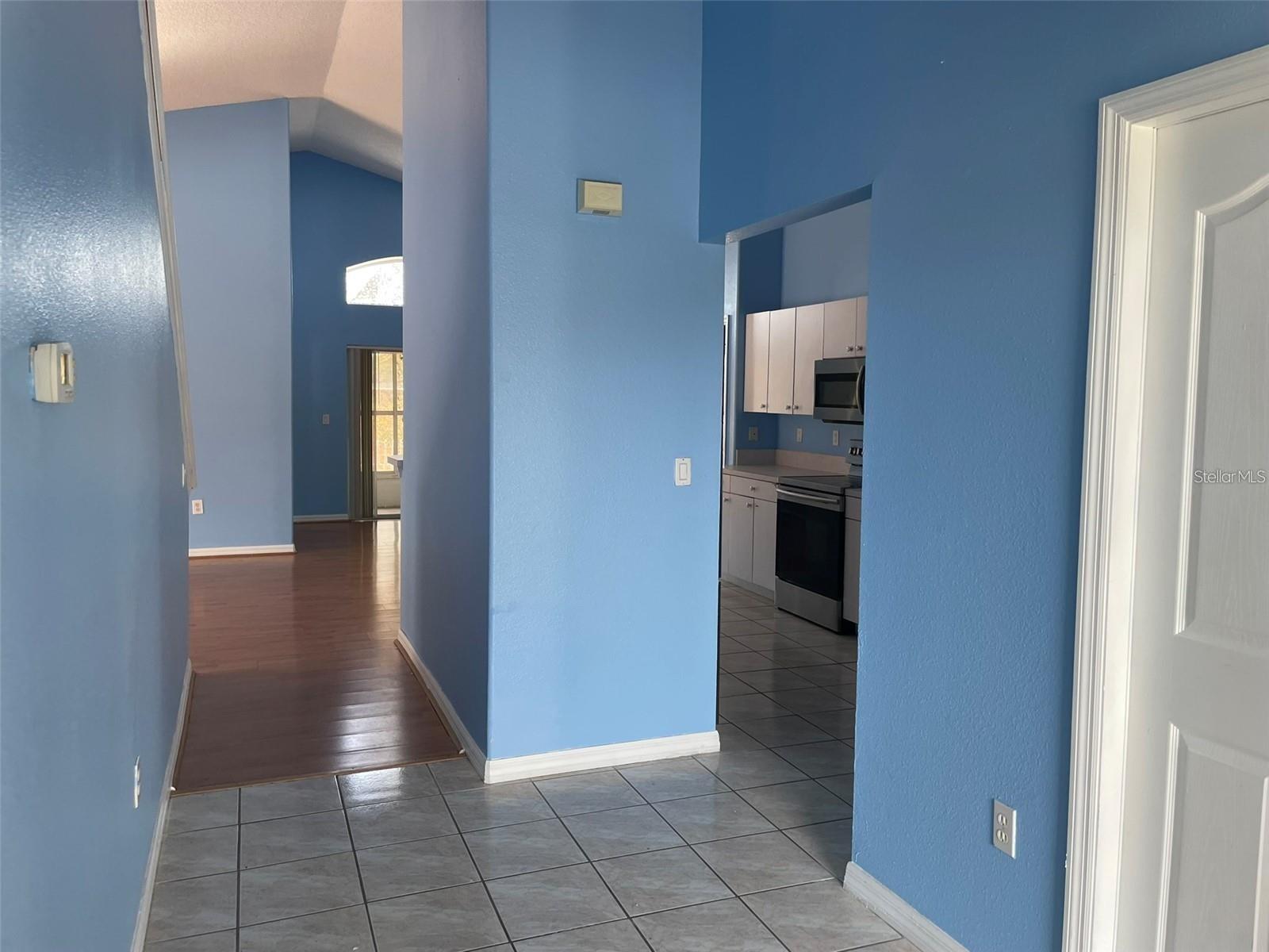10127 BARNETT LOOP — photo 26
