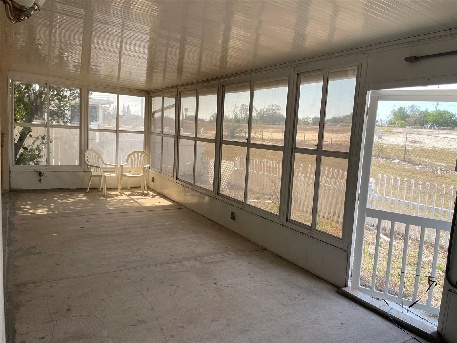 10127 BARNETT LOOP — photo 31