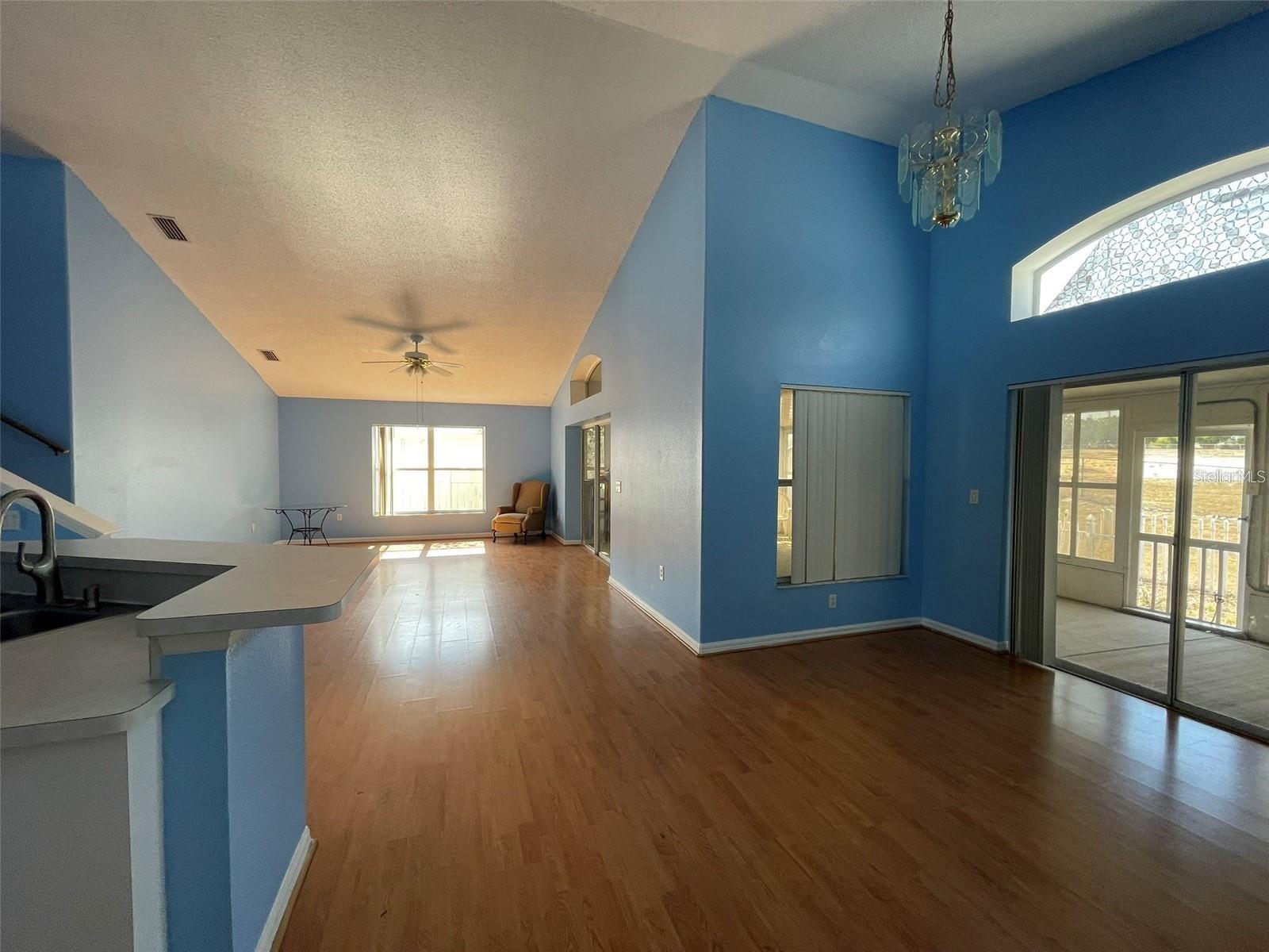 10127 BARNETT LOOP — photo 15