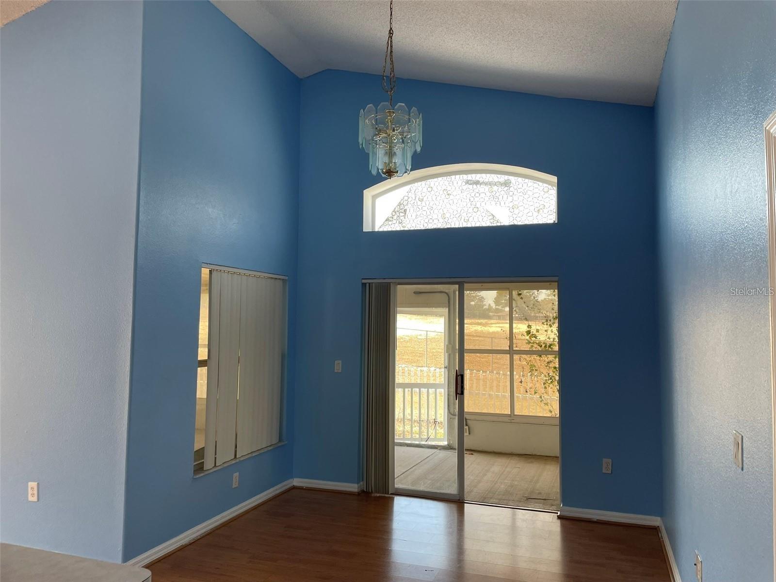 10127 BARNETT LOOP — photo 9