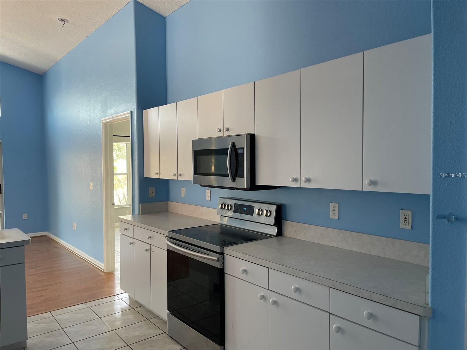 10127 BARNETT LOOP — photo 12