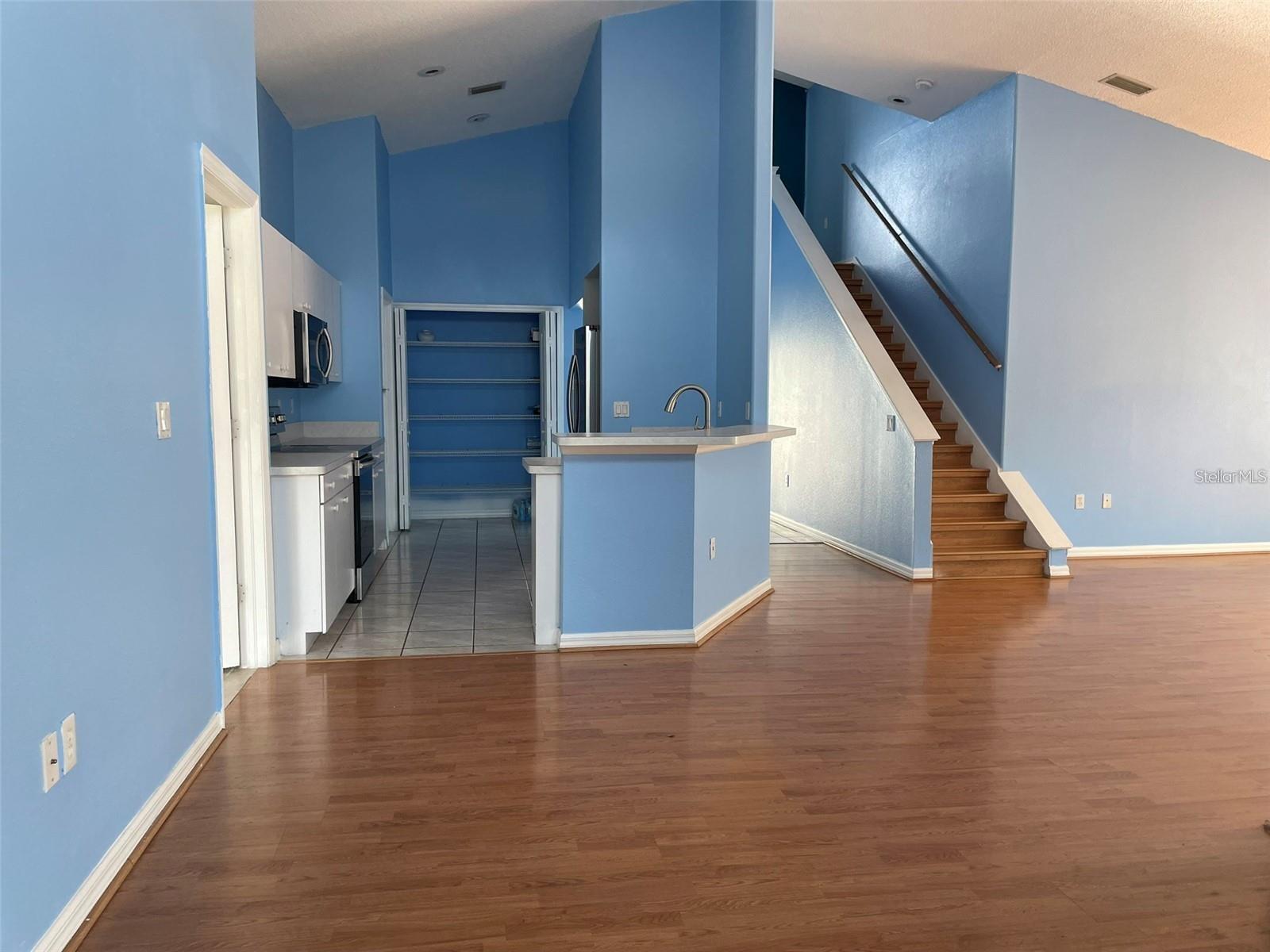 10127 BARNETT LOOP — photo 7