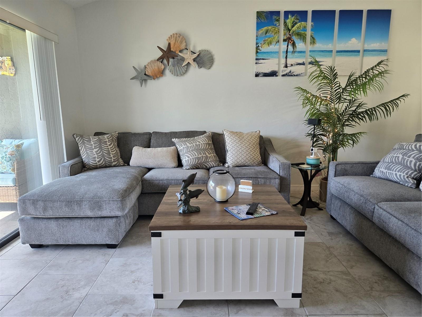 927 CAPRI ISLES BLVD #10 — photo 6
