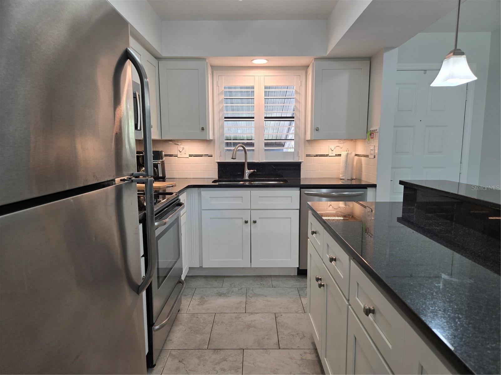 927 CAPRI ISLES BLVD #10 — photo 15