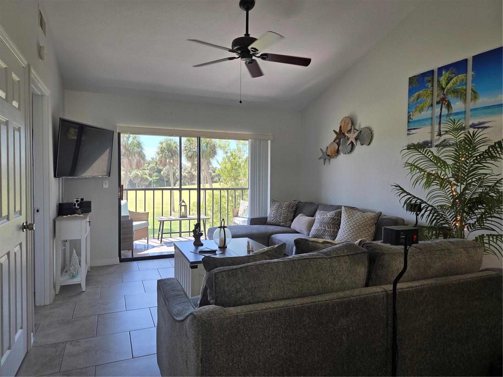 927 CAPRI ISLES BLVD #10 — photo 3