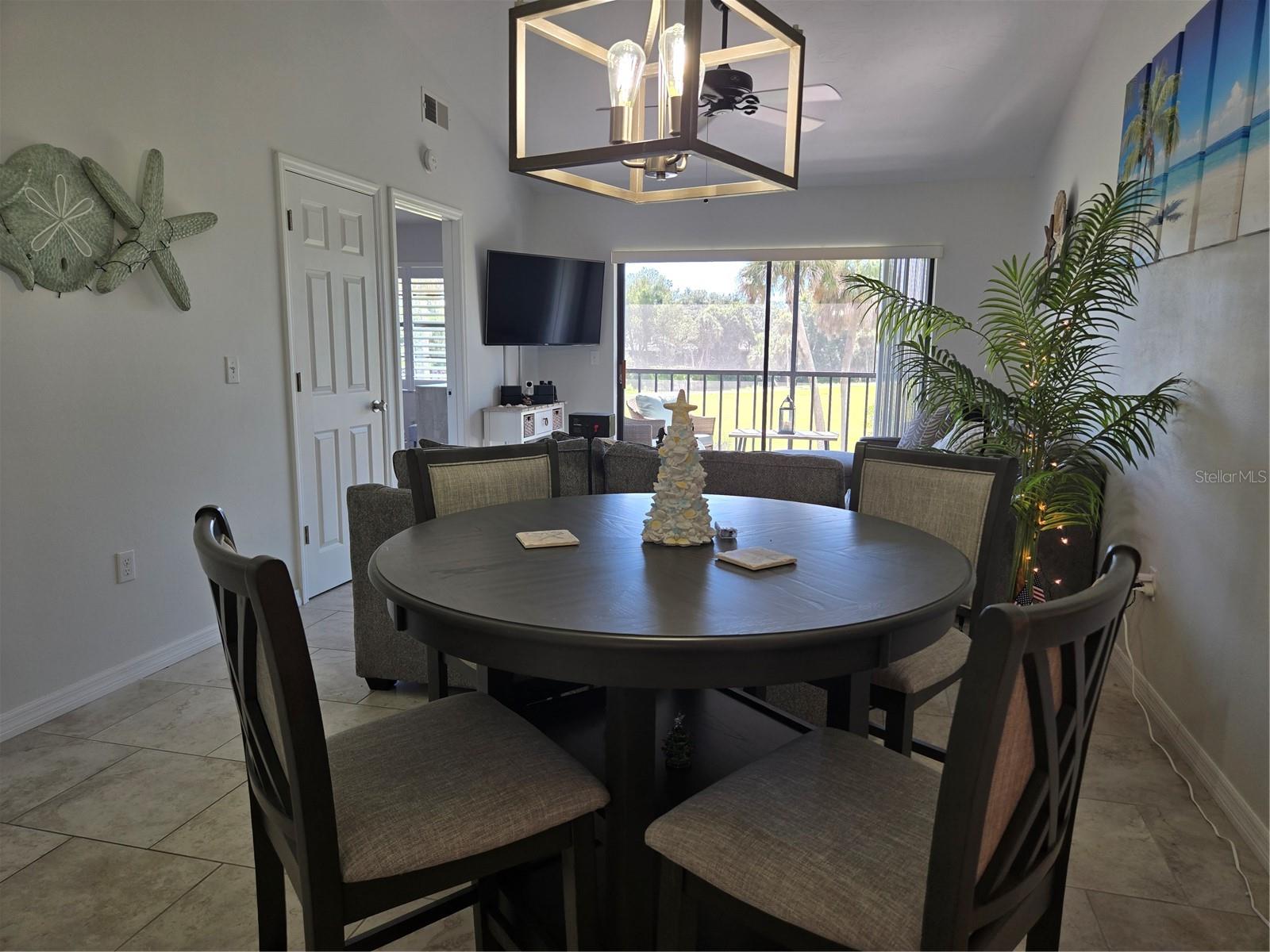 927 CAPRI ISLES BLVD #10 — photo 11
