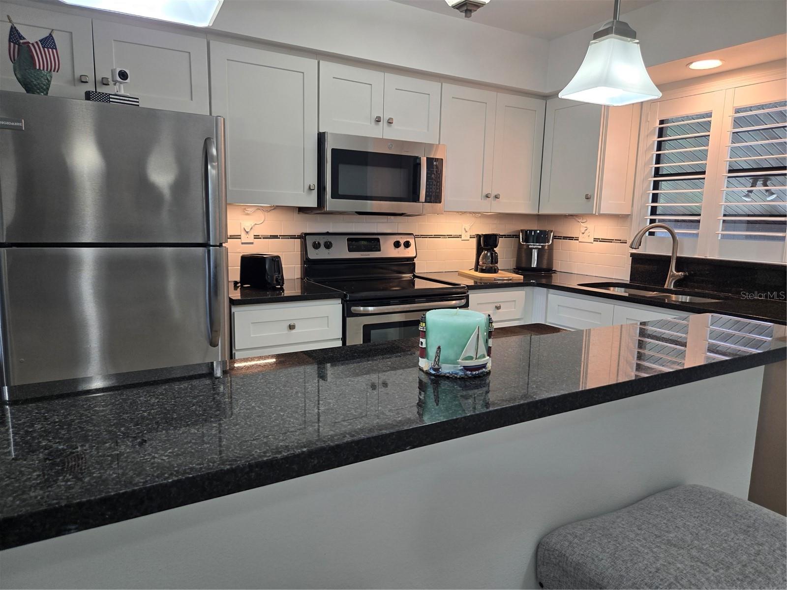 927 CAPRI ISLES BLVD #10 — photo 18