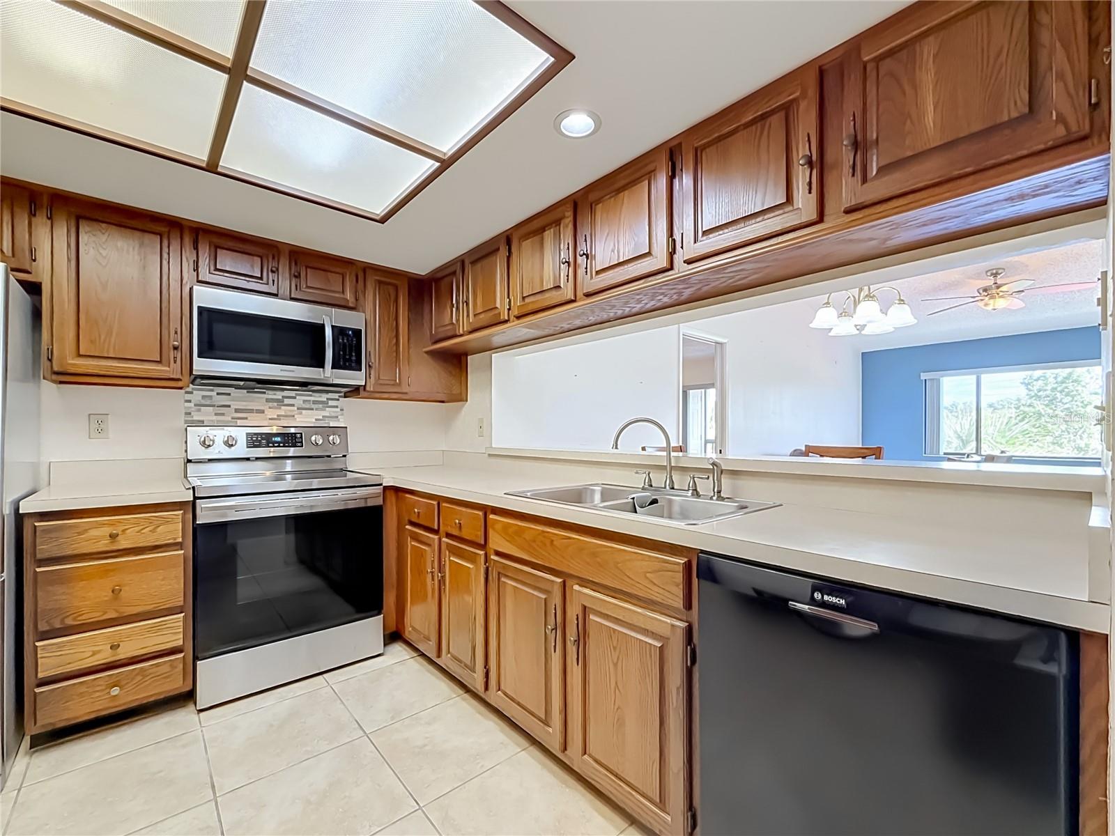 2593 COUNTRYSIDE BLVD #7307 — photo 7