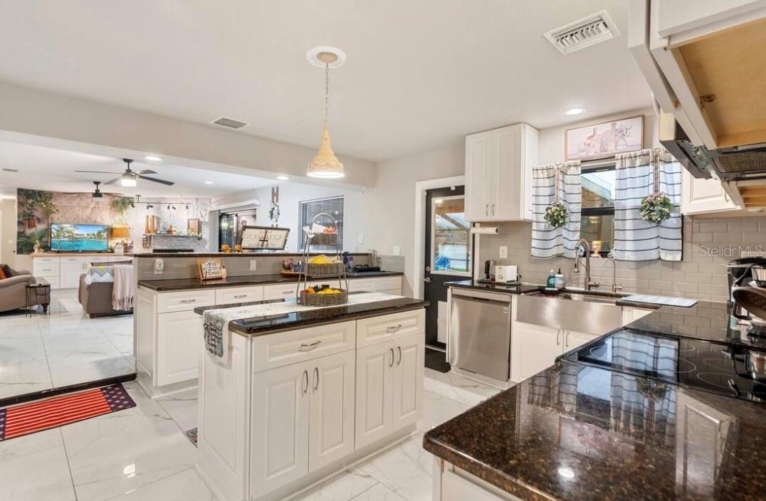 15413 E LAKE BURRELL DR — photo 11