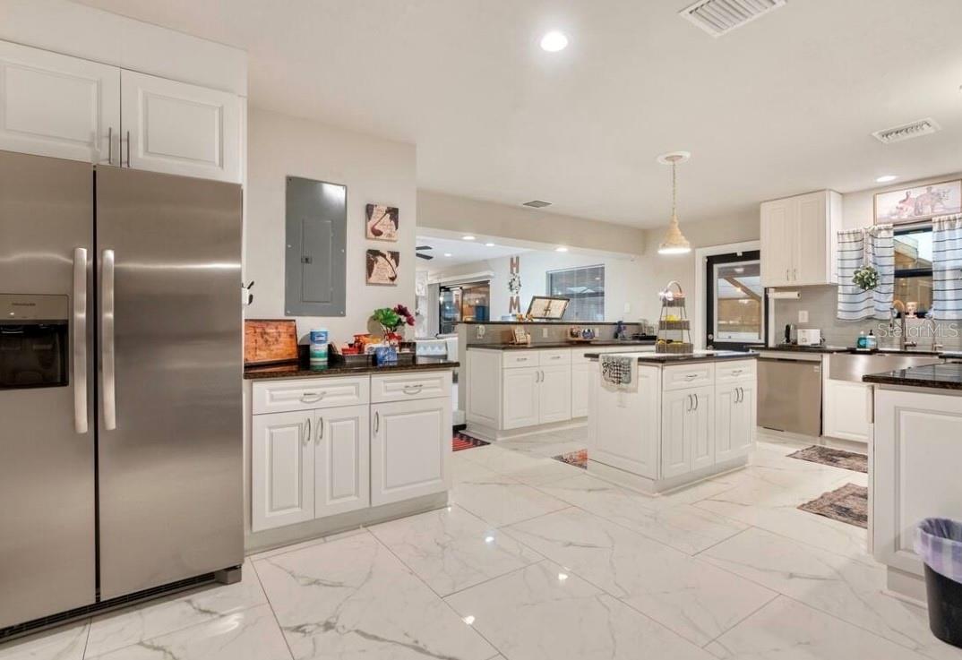 15413 E LAKE BURRELL DR — photo 12