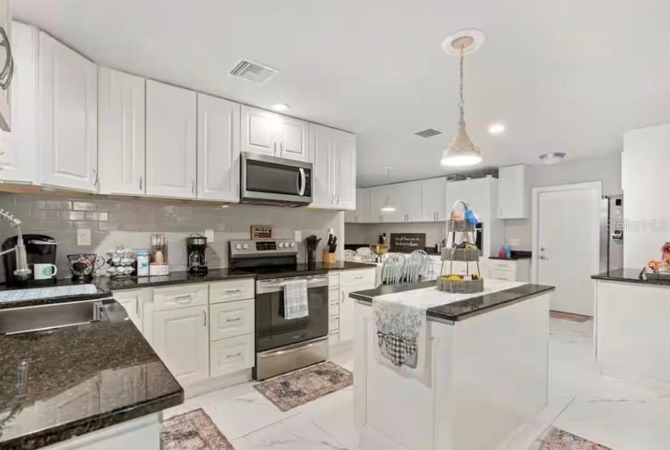 15413 E LAKE BURRELL DR — photo 10