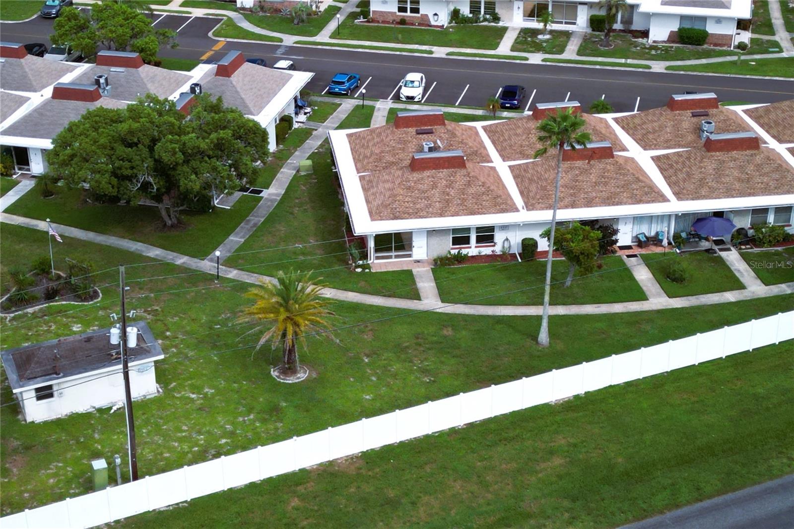 4337 TAHITIAN GARDENS CIR #E — photo 5