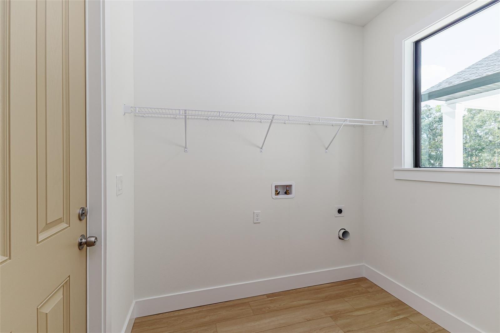7907 N GREENWOOD AVE — photo 41